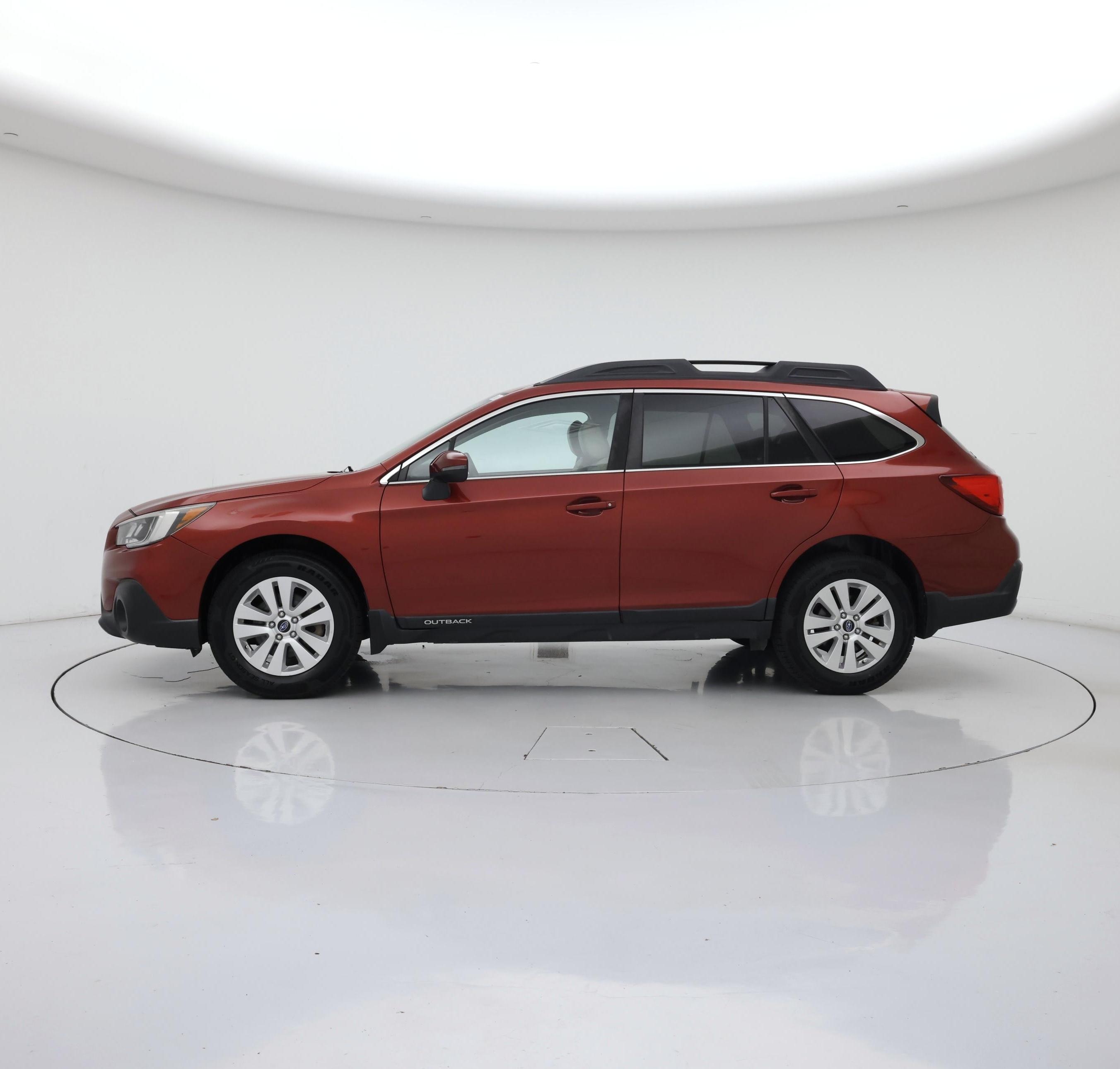 Thumbnail: 2018 Subaru Outback - 3