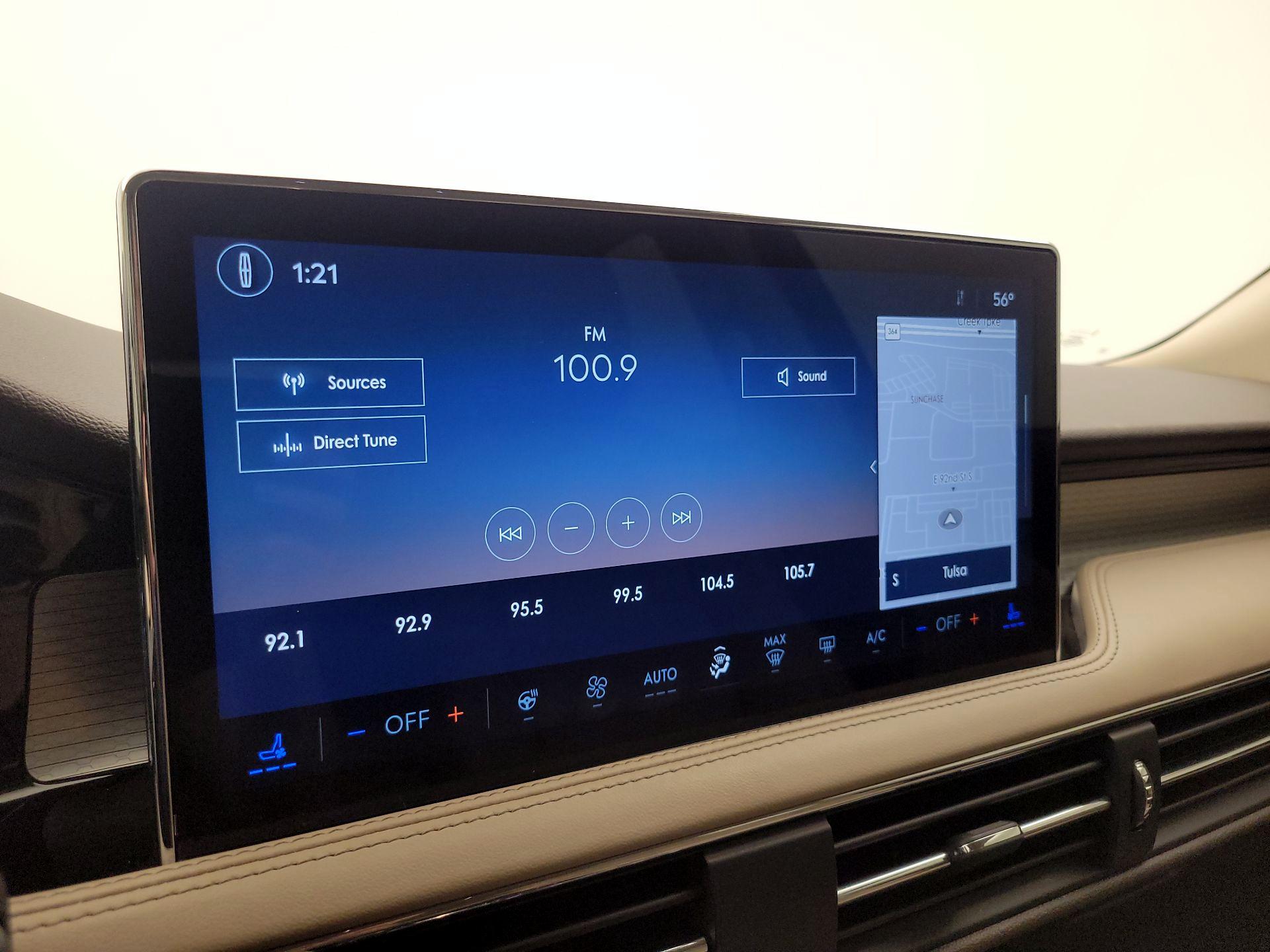 Thumbnail: 2024 Lincoln Corsair - 16