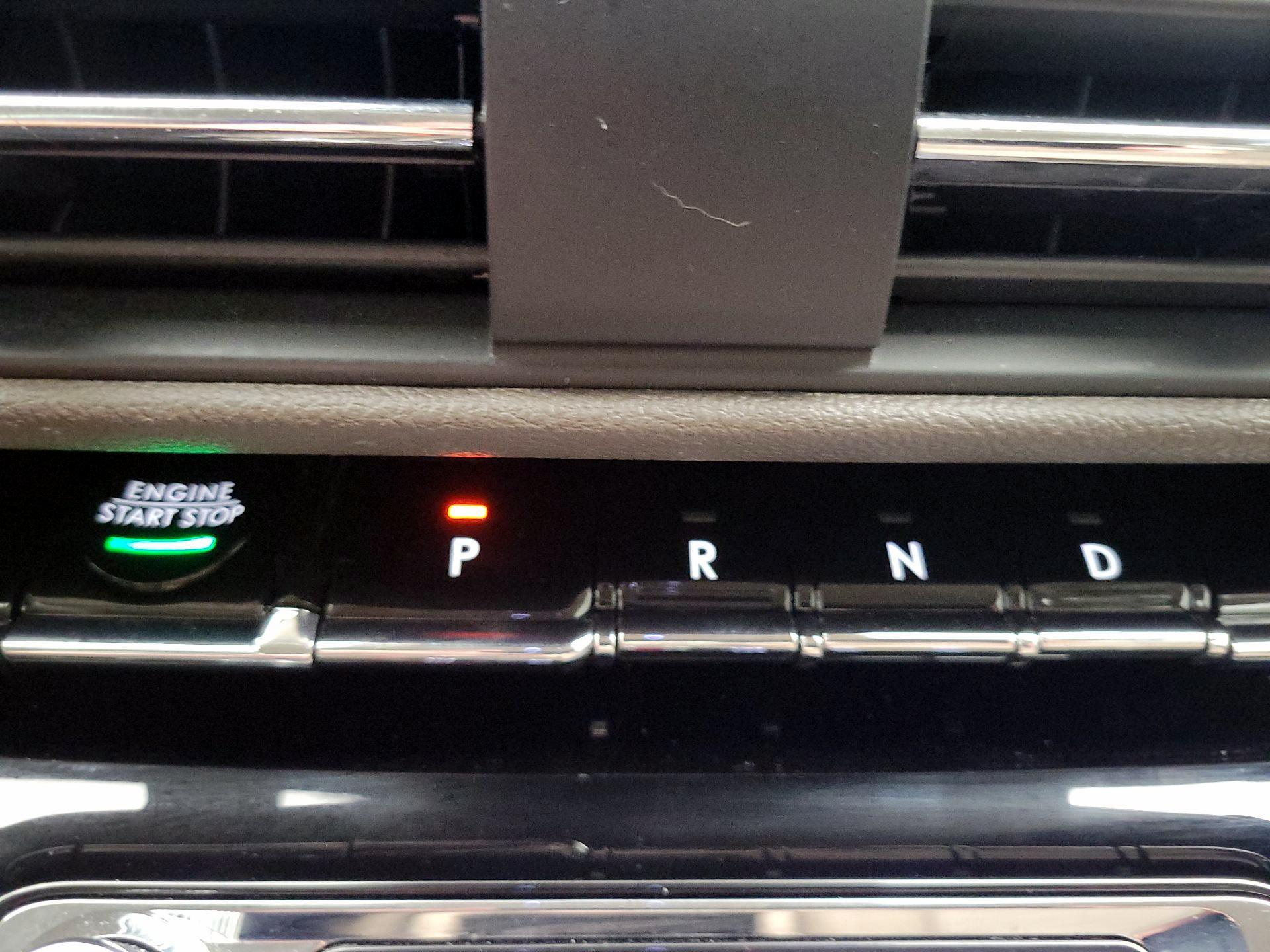 Thumbnail: 2024 Lincoln Corsair - 18