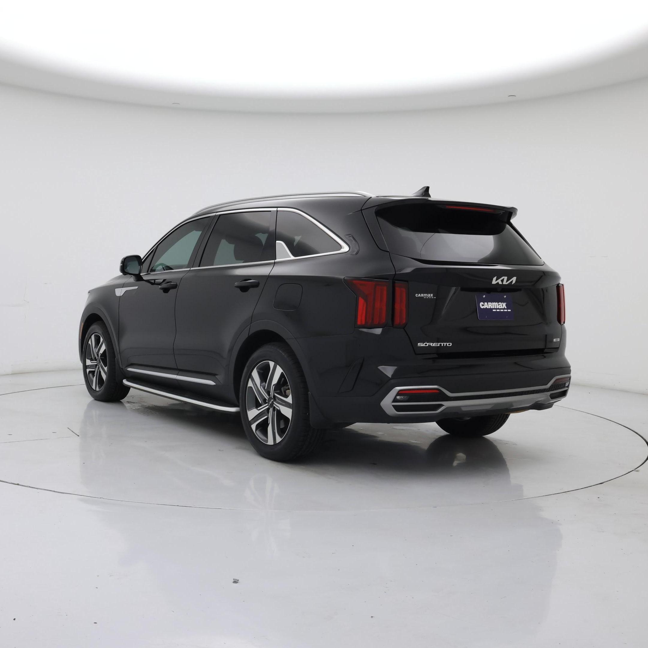 Thumbnail: 2023 Kia Sorento - 2