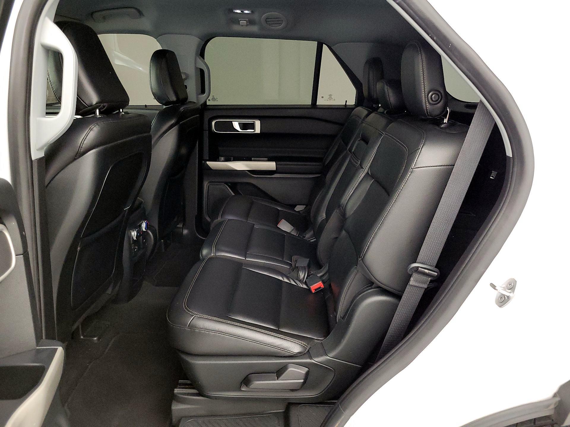 Thumbnail: 2020 Ford Explorer - 20