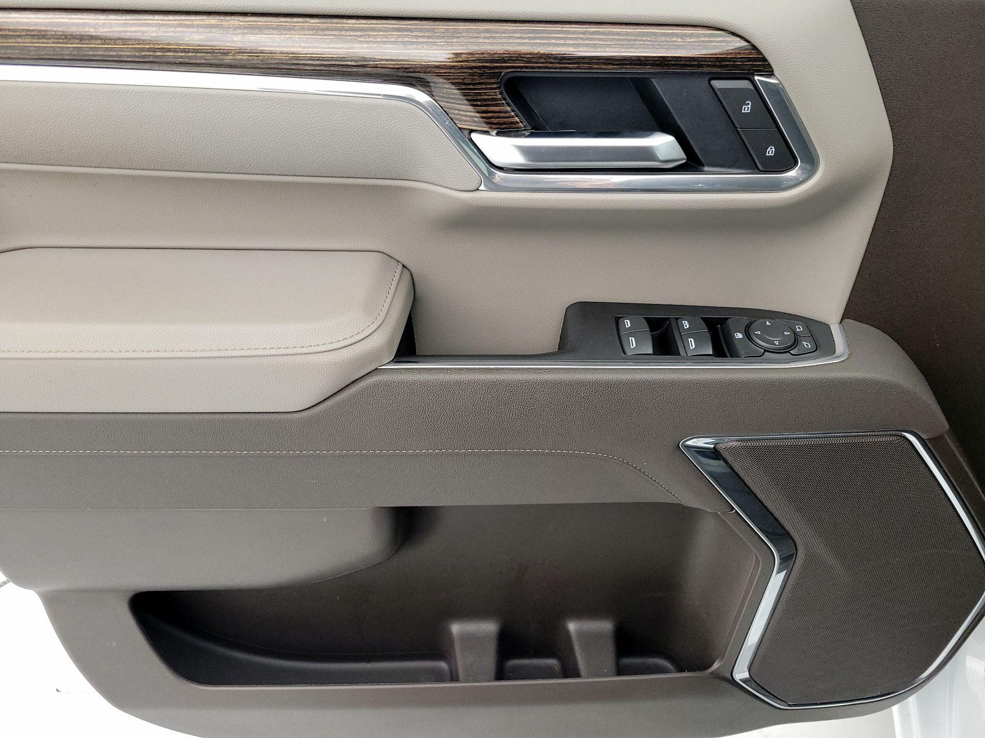 Thumbnail: 2025 GMC Sierra 1500 - 12