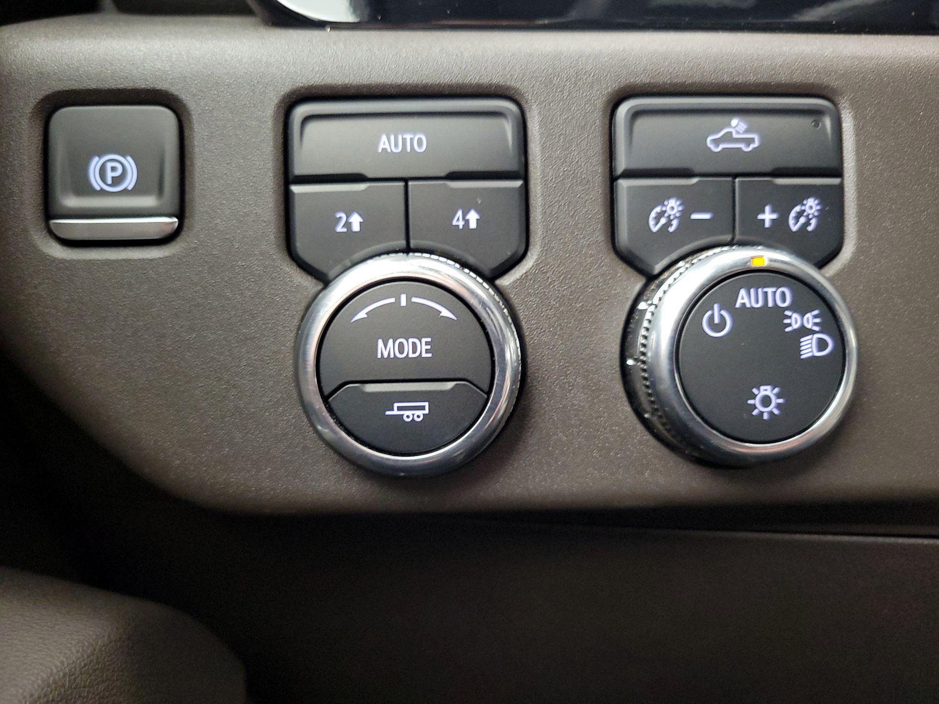 Thumbnail: 2025 GMC Sierra 1500 - 13