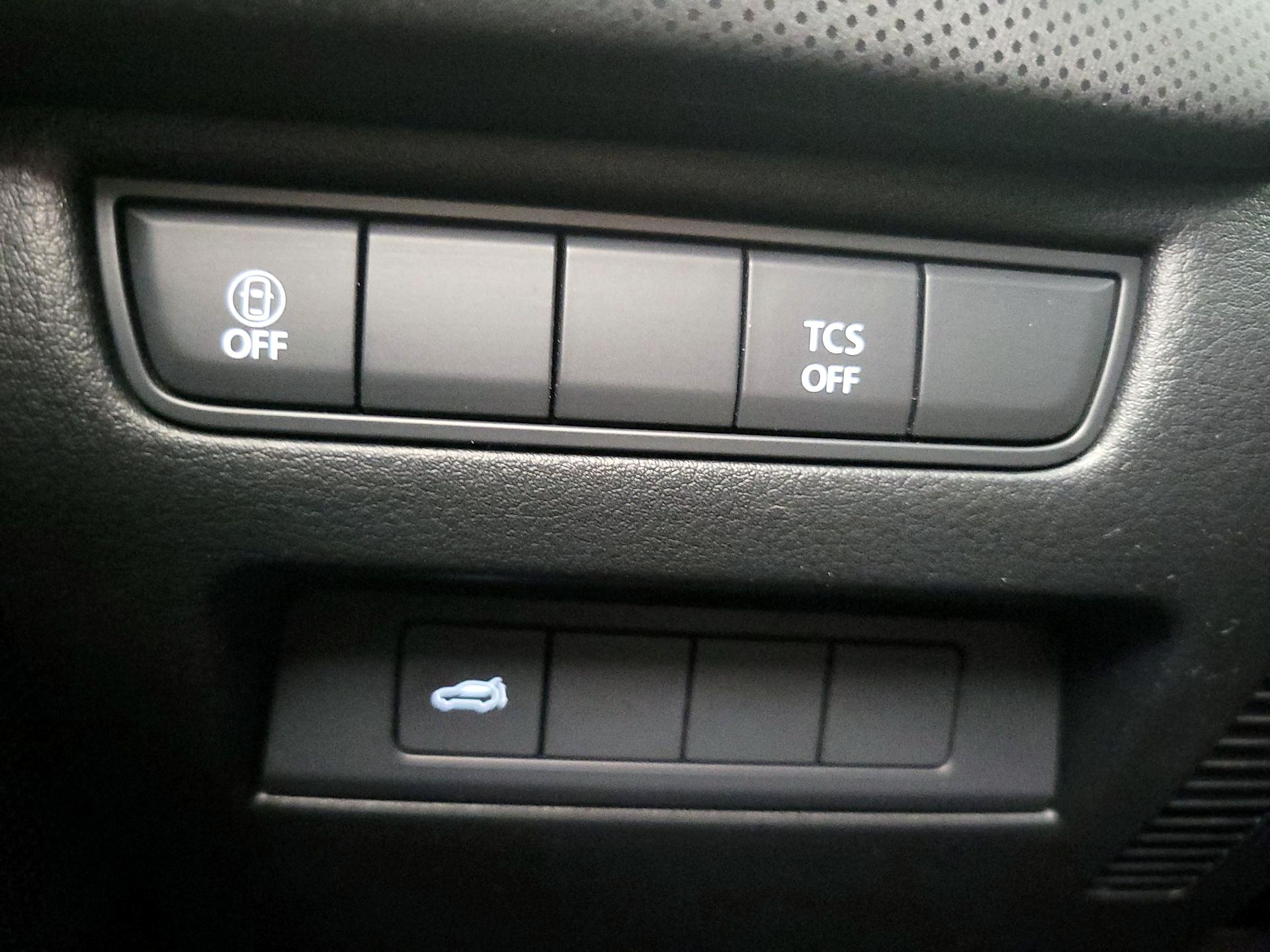 Thumbnail: 2025 Mazda CX-50 - 13