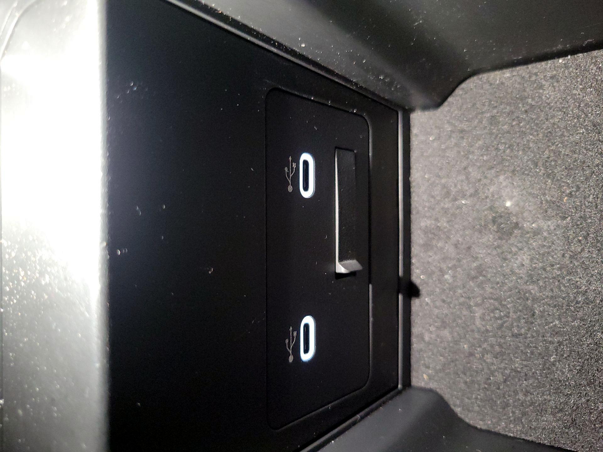 Thumbnail: 2025 Mazda CX-50 - 18