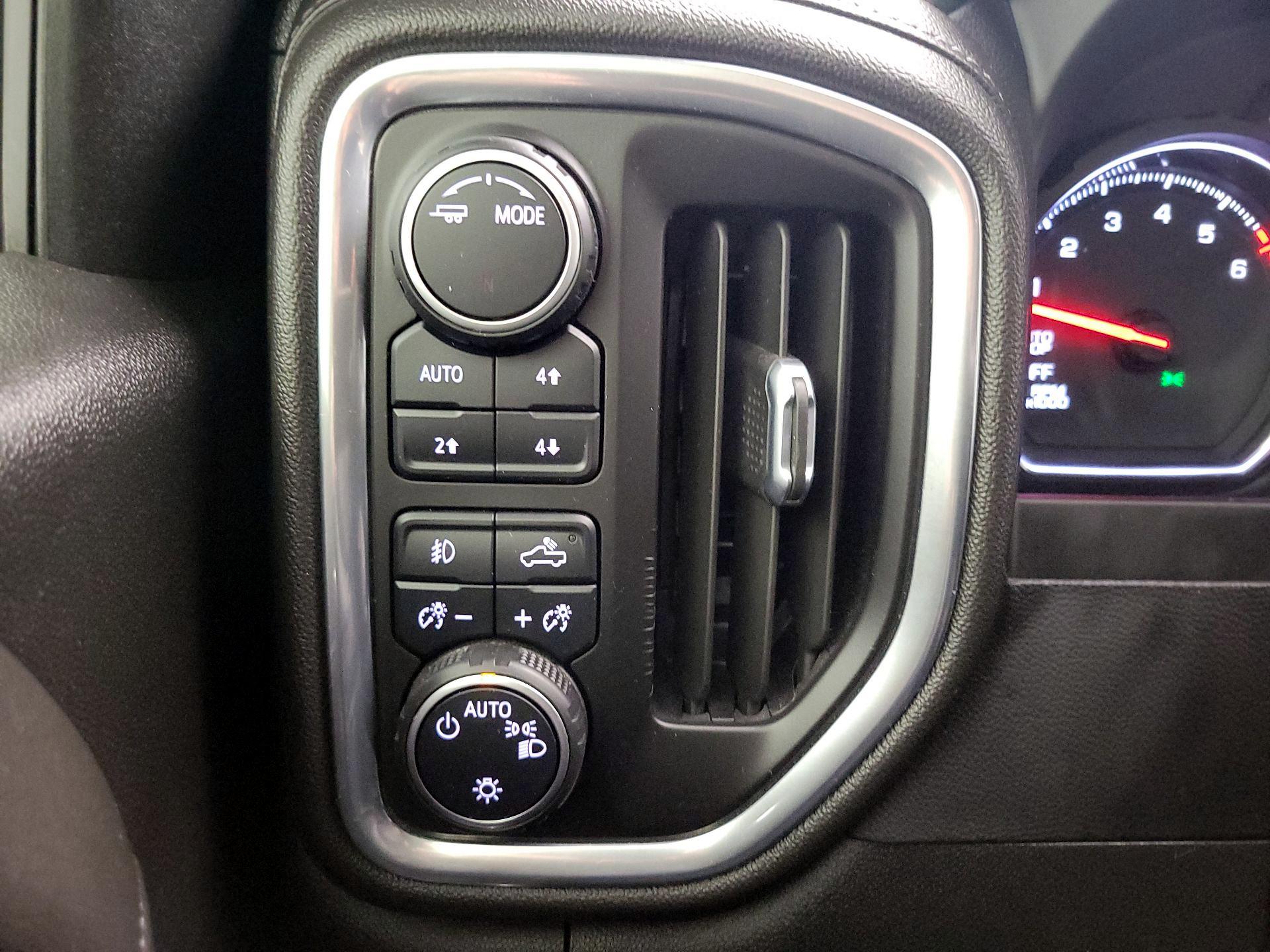 Thumbnail: 2021 Chevrolet Silverado 1500 - 13