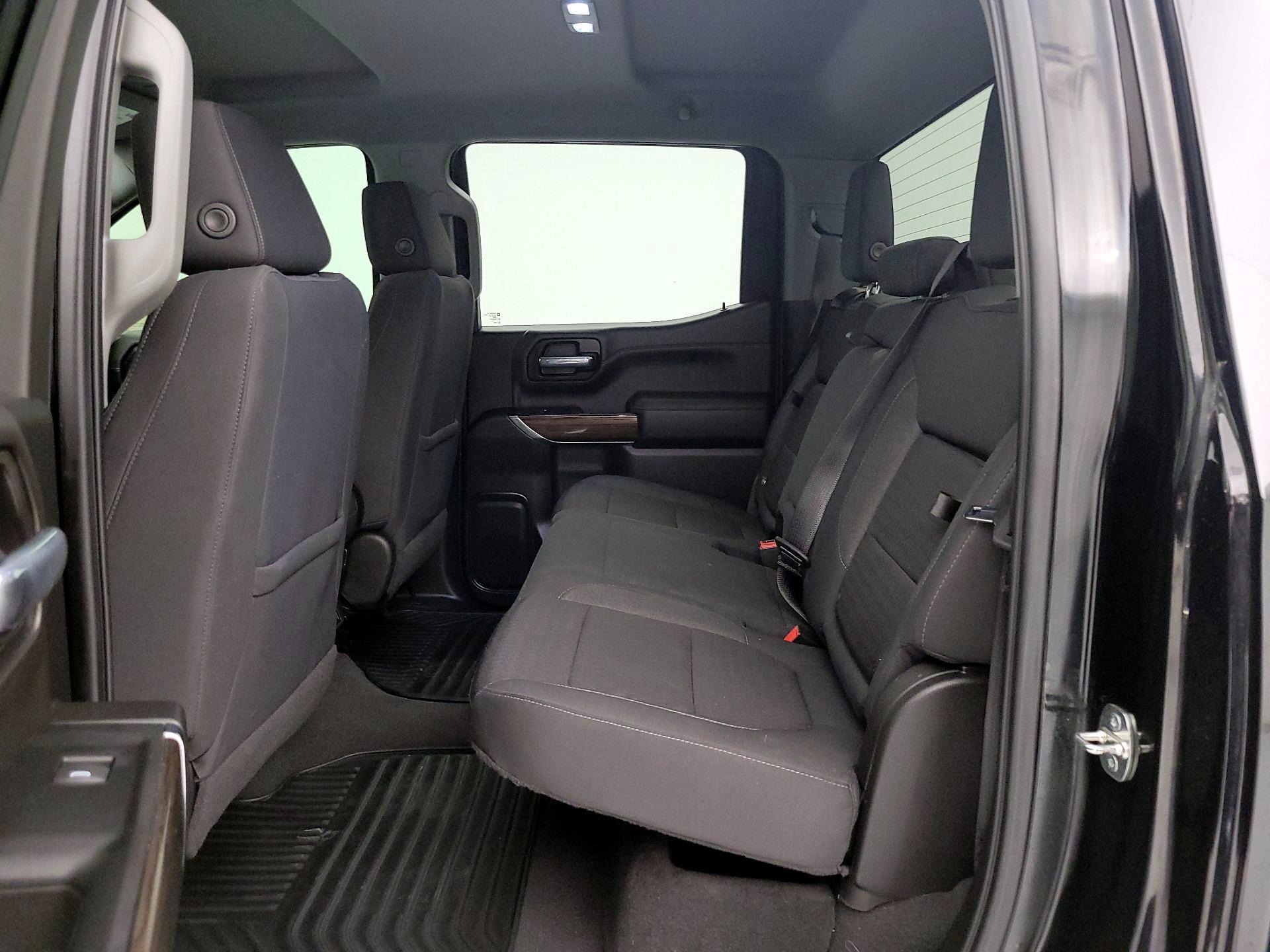 Thumbnail: 2021 Chevrolet Silverado 1500 - 19