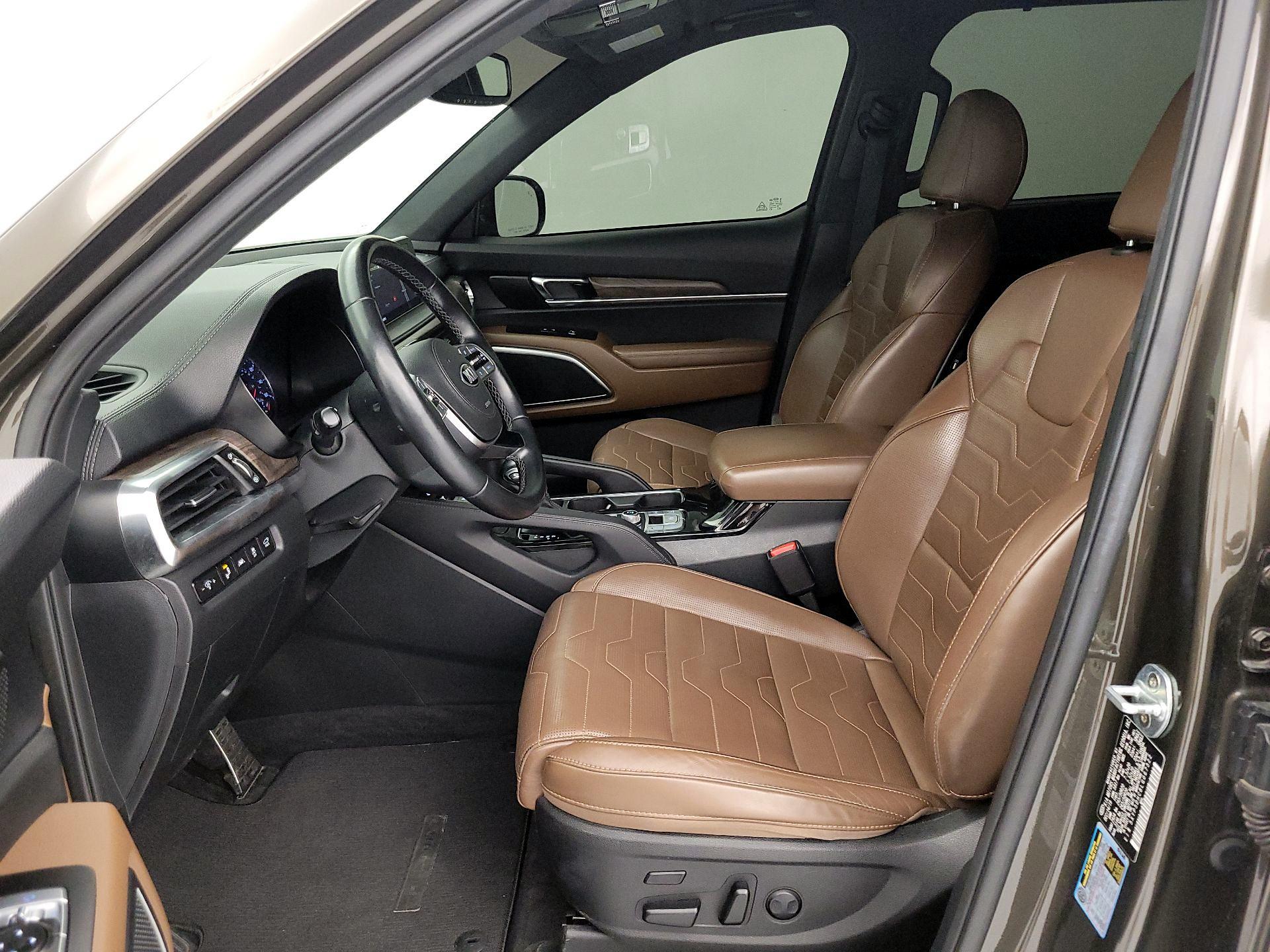 Thumbnail: 2020 Kia Telluride - 11