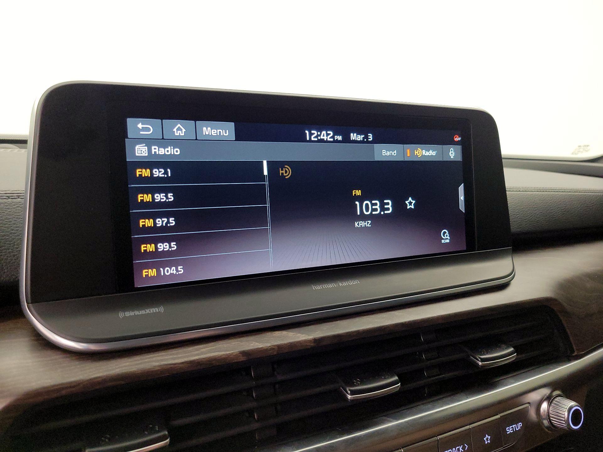 Thumbnail: 2020 Kia Telluride - 16