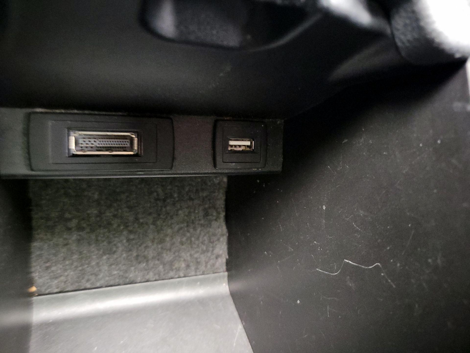 Thumbnail: 2015 Mercedes-Benz GLA - 19