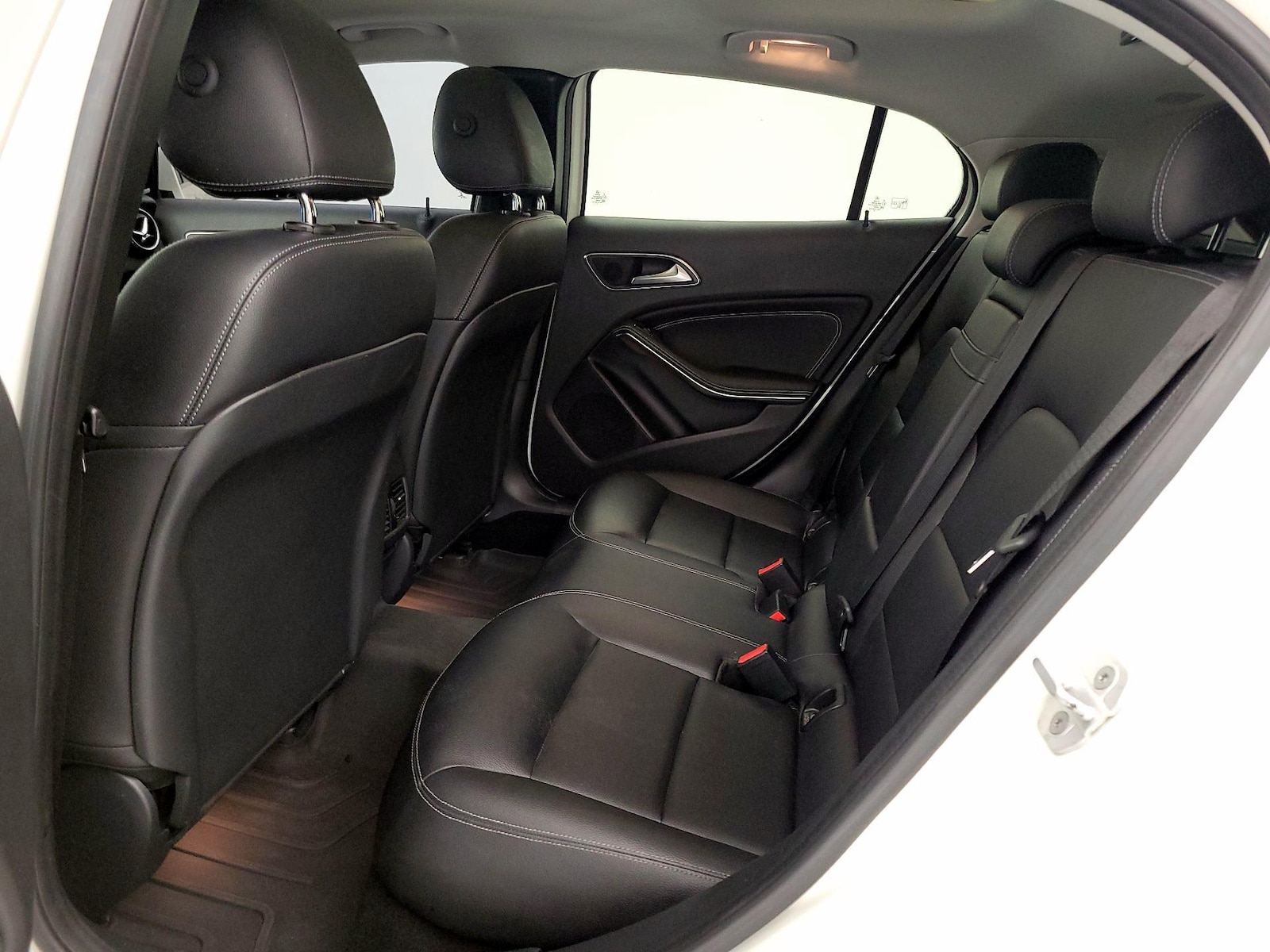 2015 Mercedes-Benz GLA-Class GLA250 - Photo 22