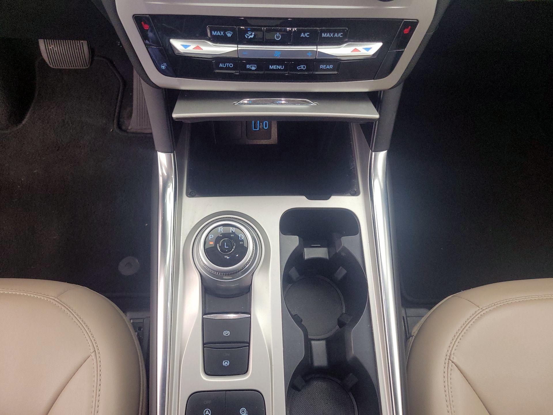 Thumbnail: 2021 Ford Explorer - 18