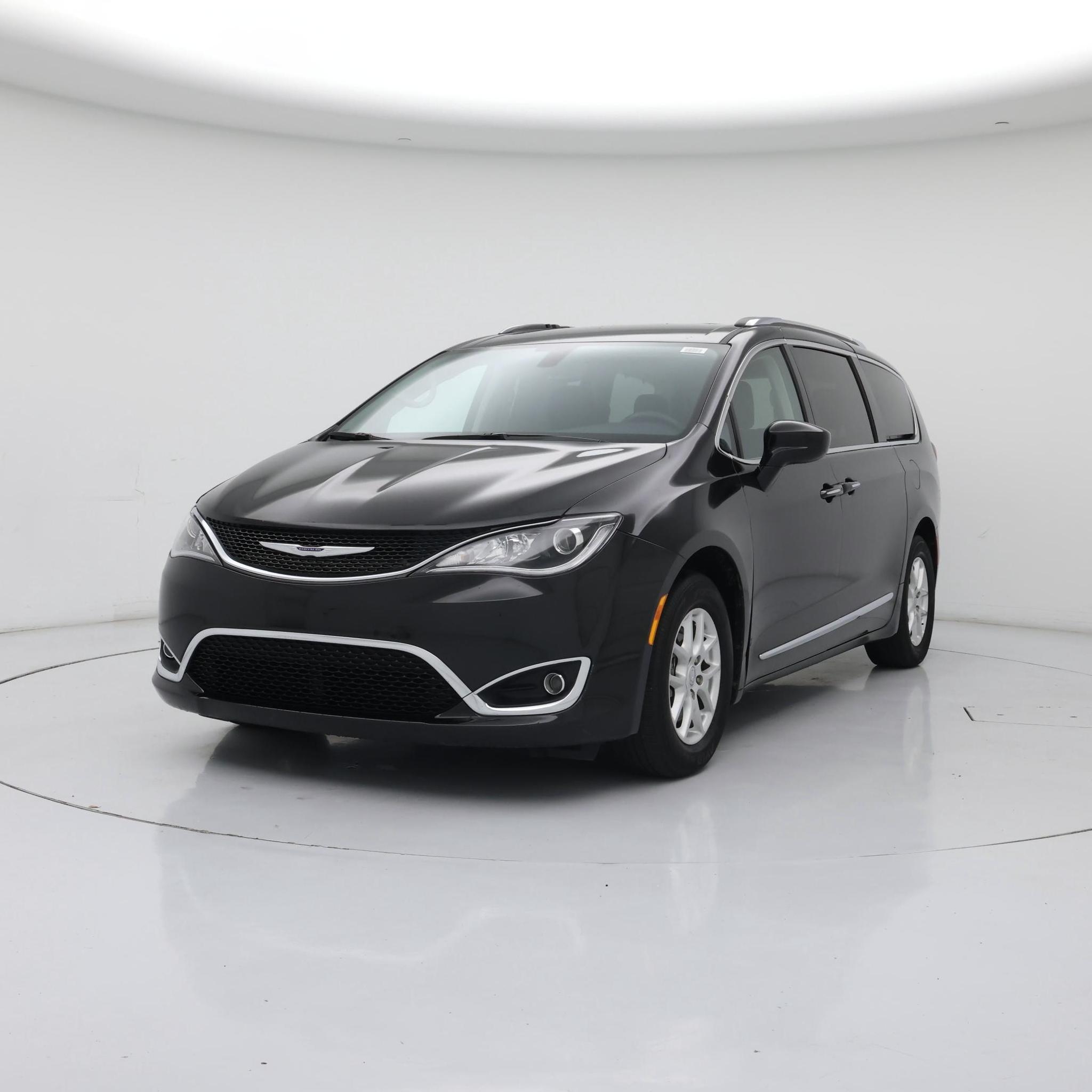 Thumbnail: 2020 Chrysler Pacifica - 4