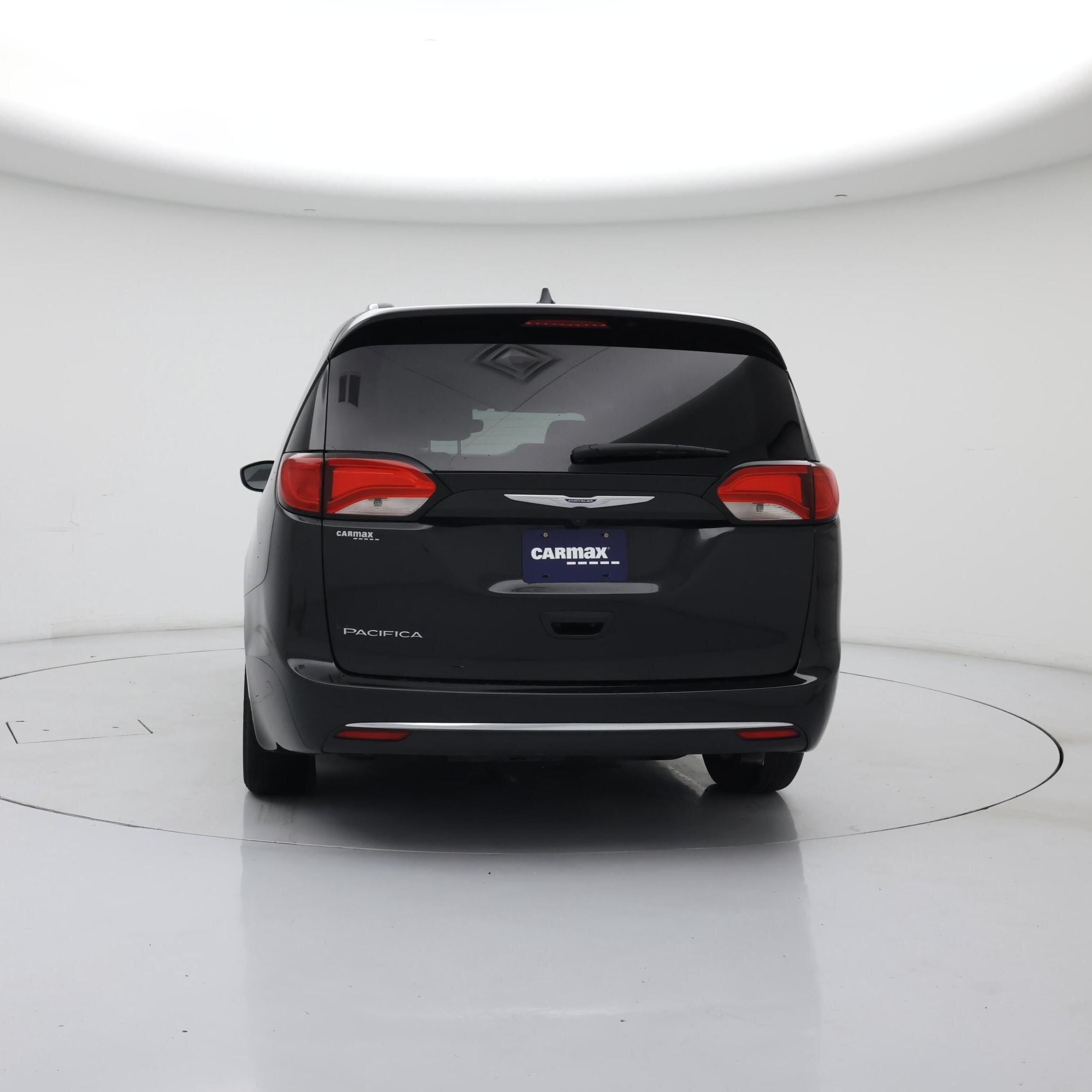 Thumbnail: 2020 Chrysler Pacifica - 6