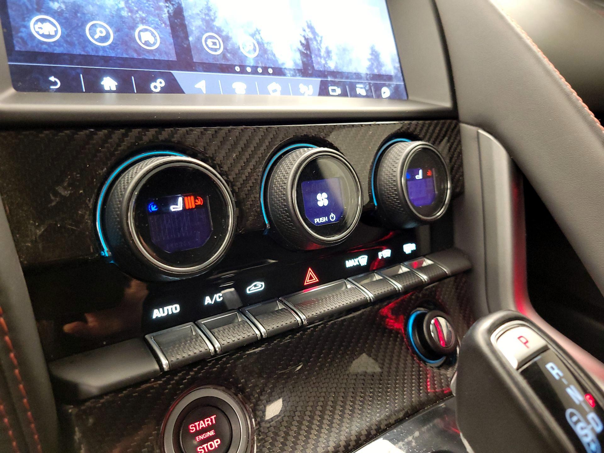 Thumbnail: 2019 Jaguar F-Type - 17