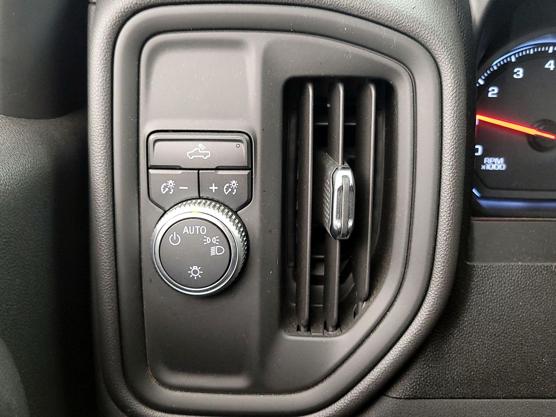 Thumbnail: 2020 GMC Sierra 1500 - 13