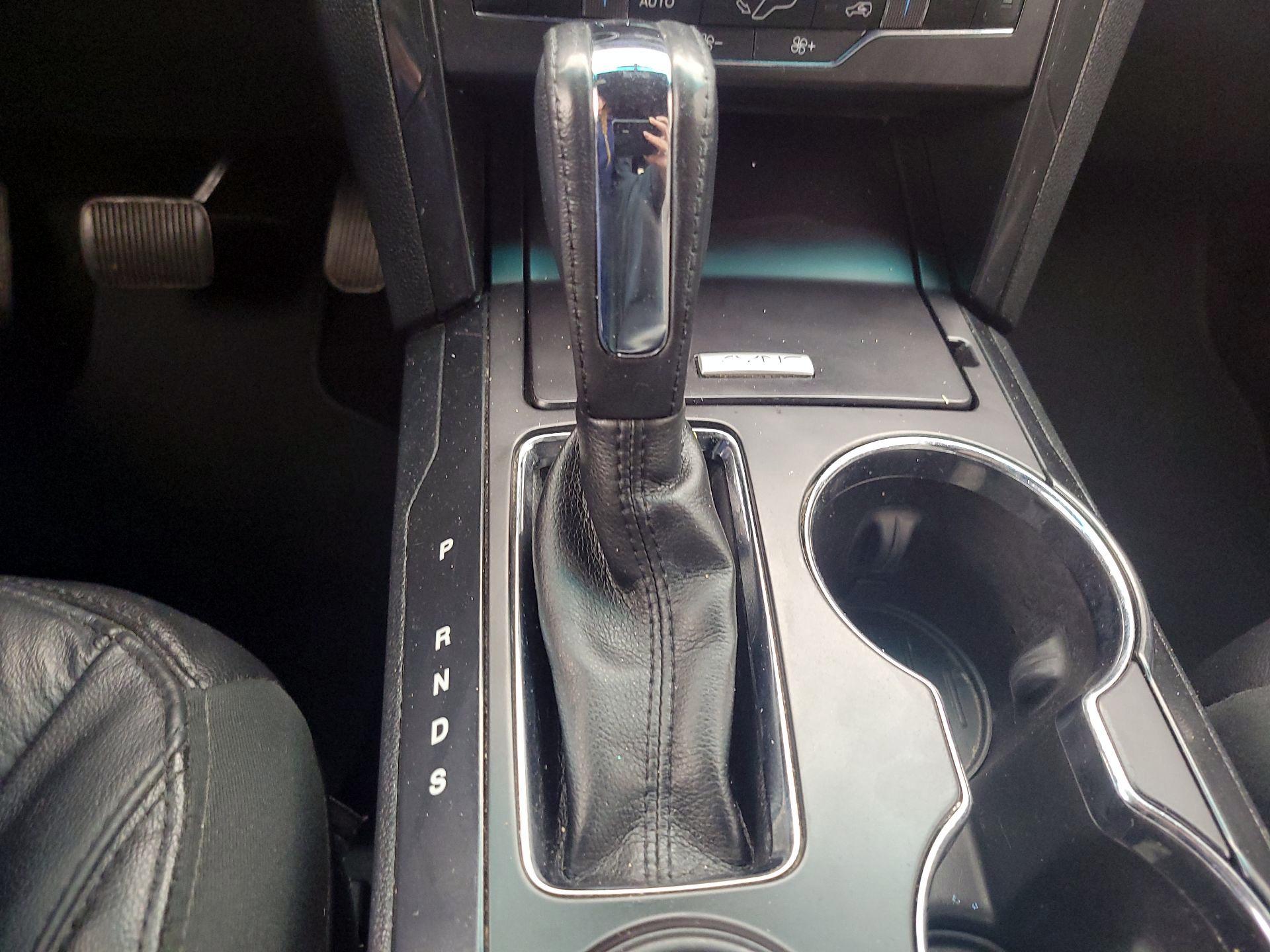 Thumbnail: 2016 Ford Explorer - 18