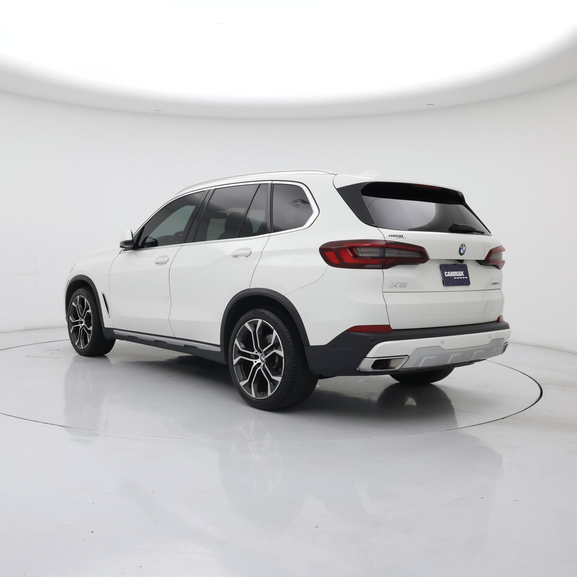 Thumbnail: 2023 BMW X5 - 2