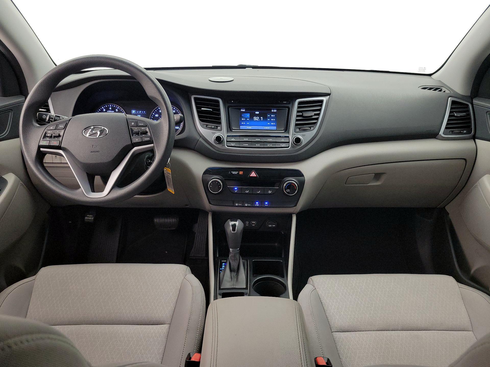 Thumbnail: 2017 Hyundai Tucson - 9