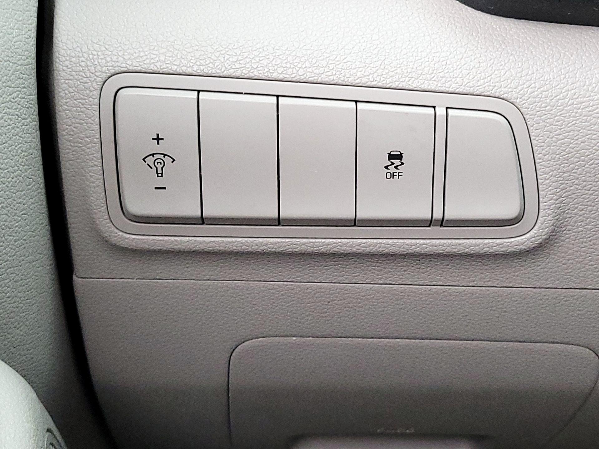 Thumbnail: 2017 Hyundai Tucson - 13