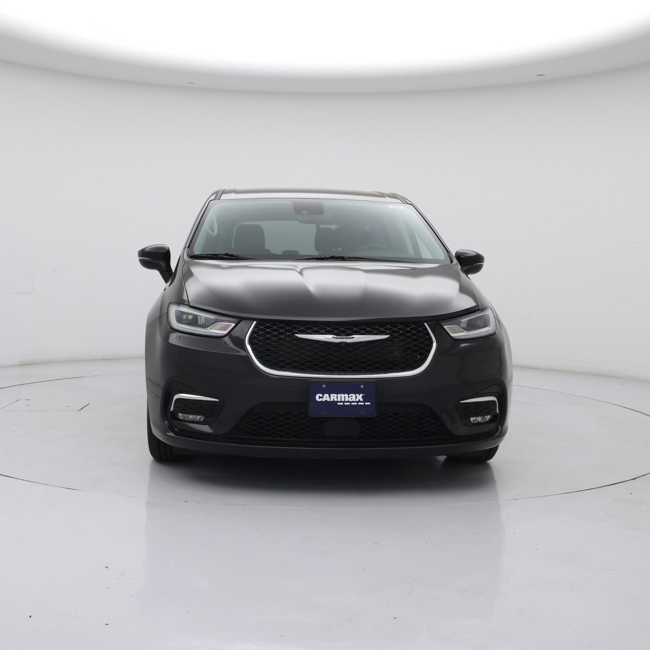 Thumbnail: 2023 Chrysler Pacifica - 5