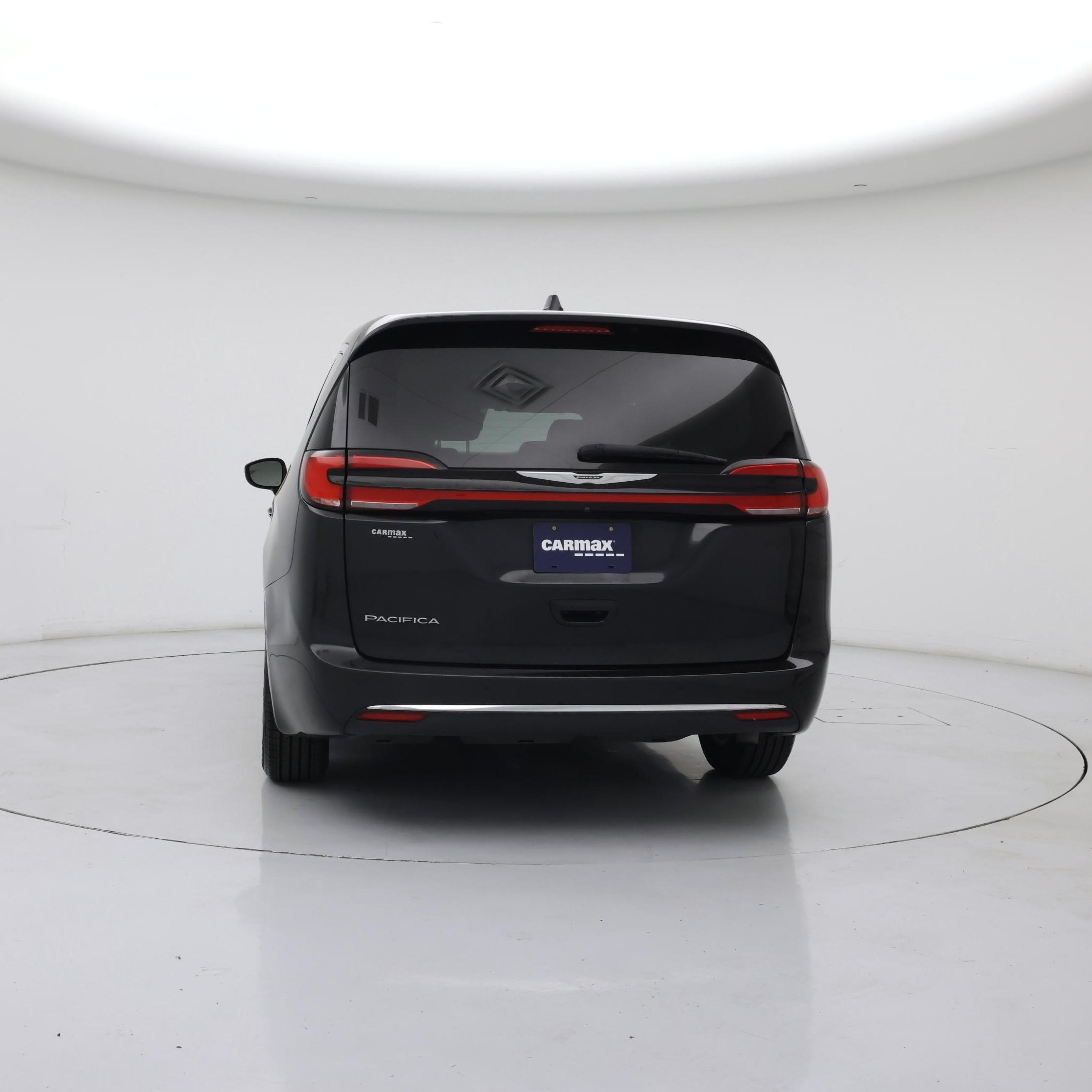 Thumbnail: 2023 Chrysler Pacifica - 6