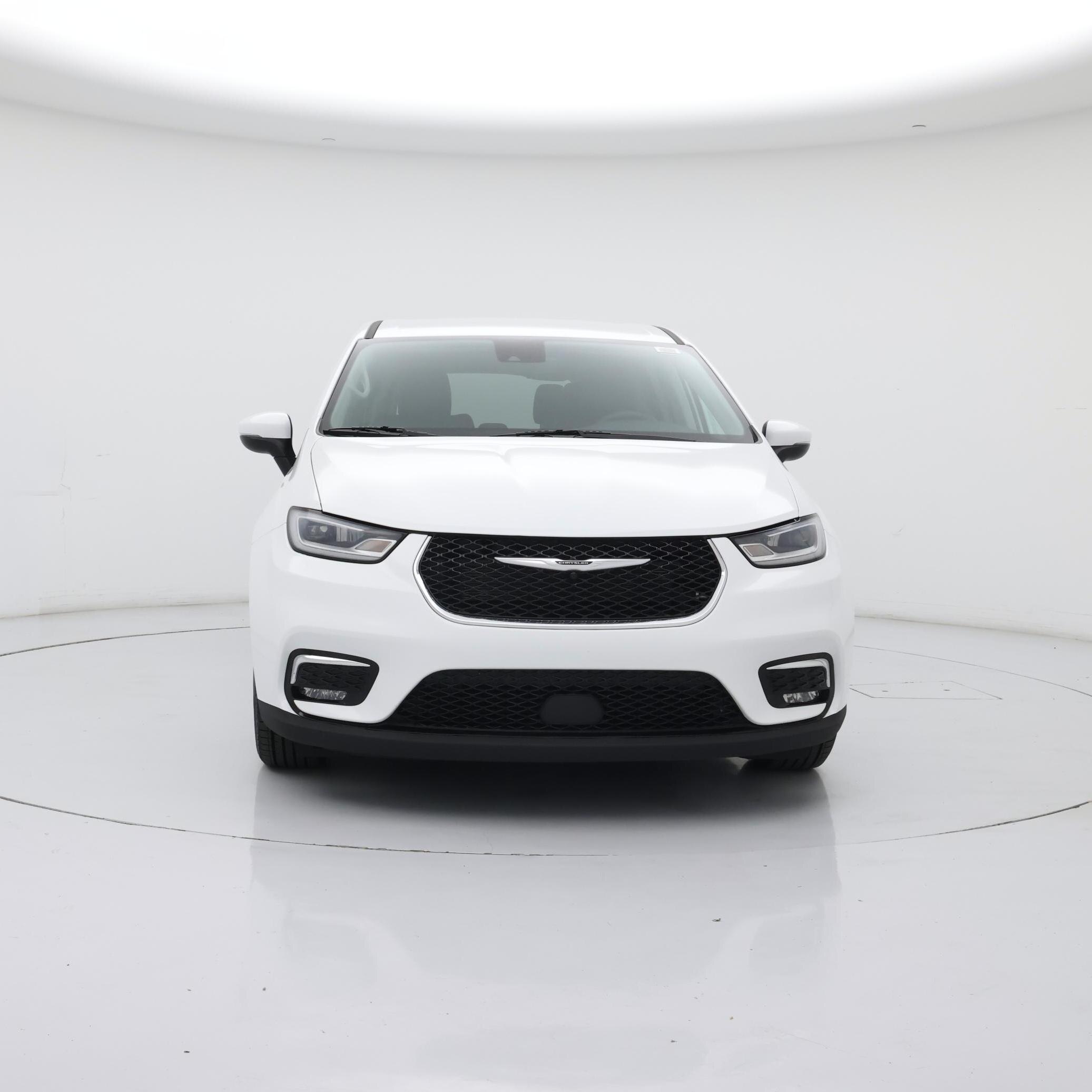 Thumbnail: 2023 Chrysler Pacifica - 5