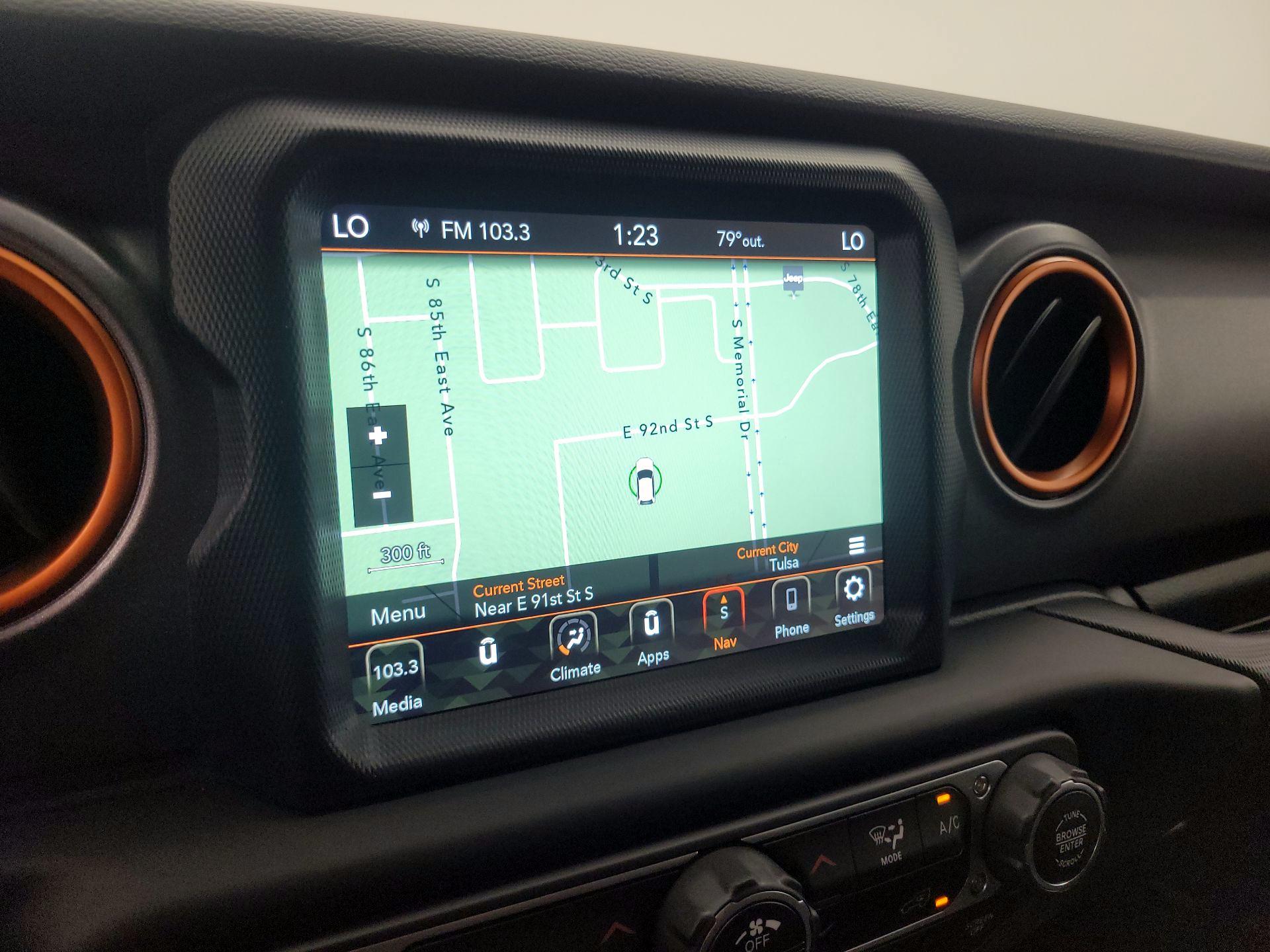 Thumbnail: 2020 Jeep Gladiator - 14