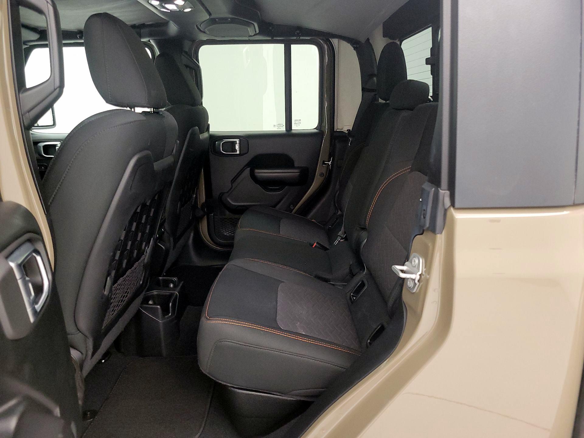 Thumbnail: 2020 Jeep Gladiator - 20