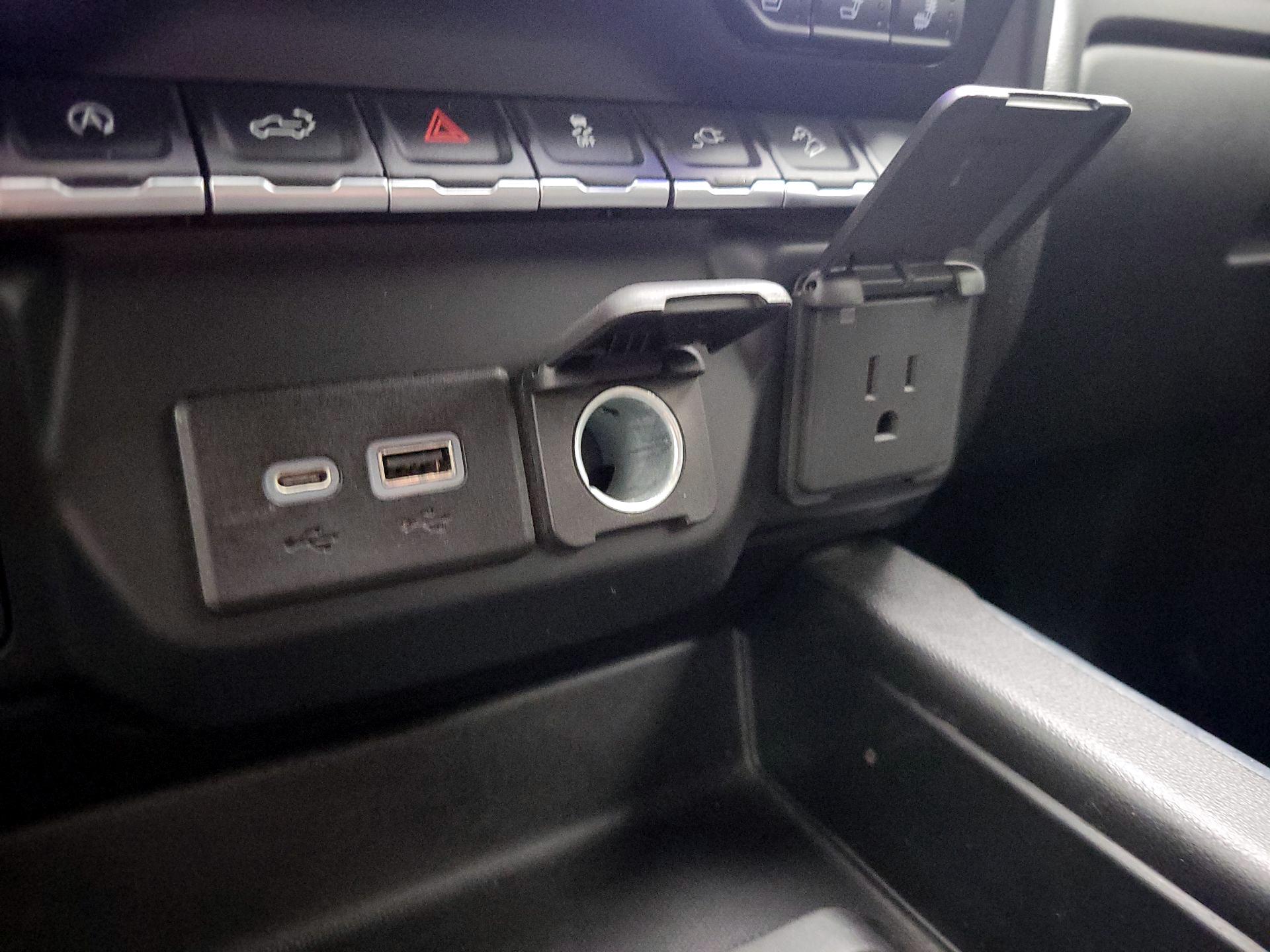 Thumbnail: 2022 Chevrolet Silverado 1500 - 18