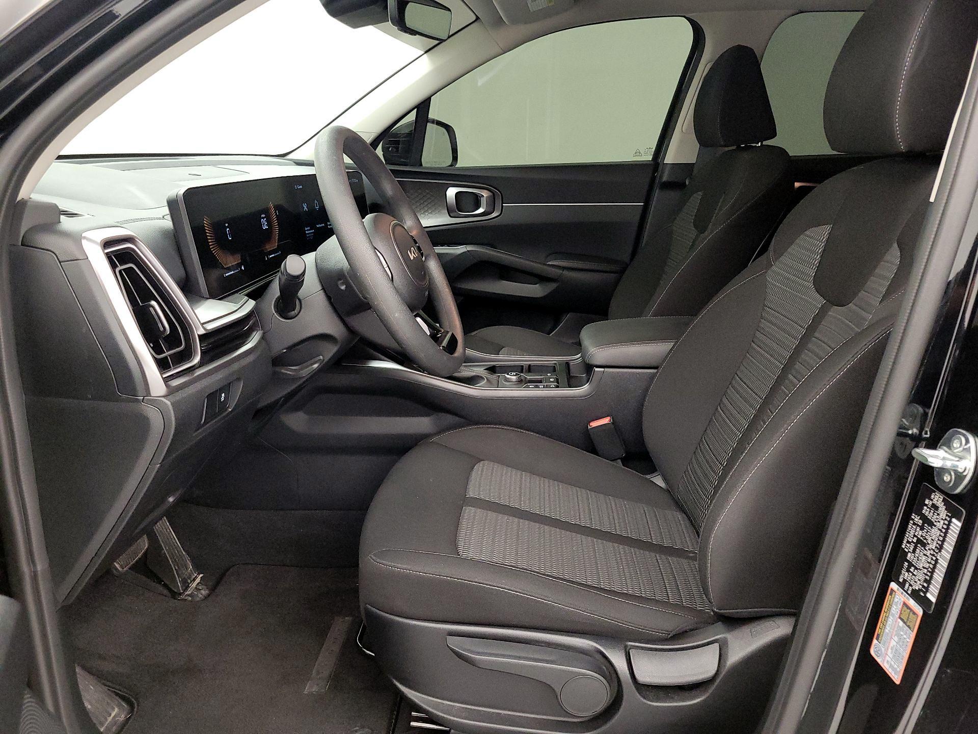 Thumbnail: 2025 Kia Sorento - 11