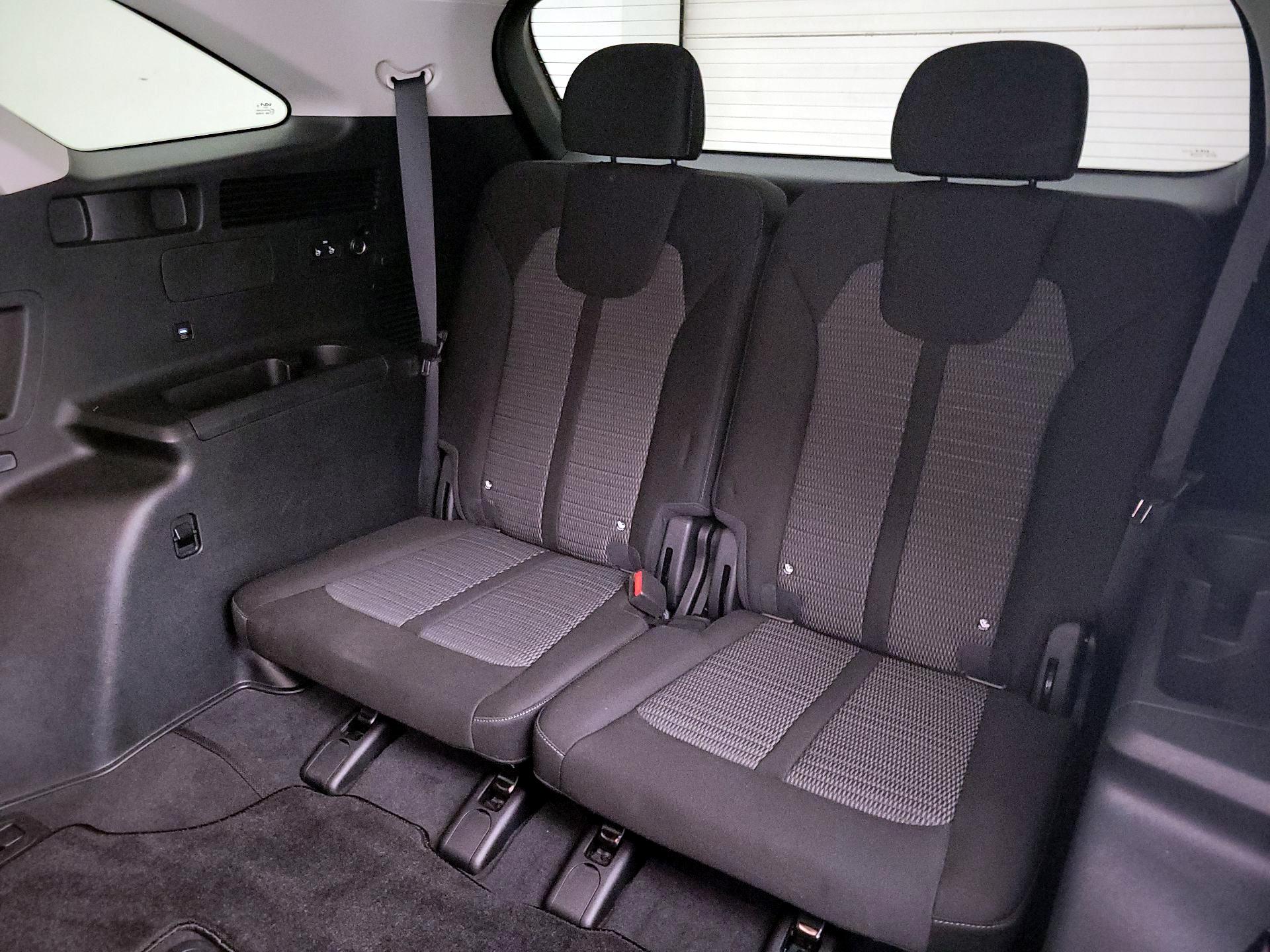 Thumbnail: 2025 Kia Sorento - 20