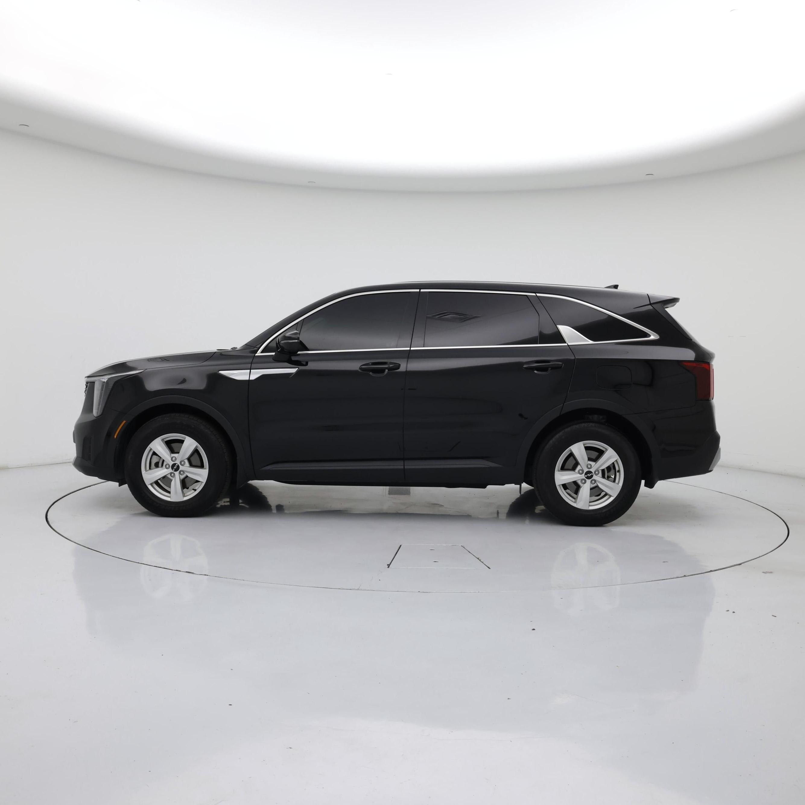 Thumbnail: 2025 Kia Sorento - 3