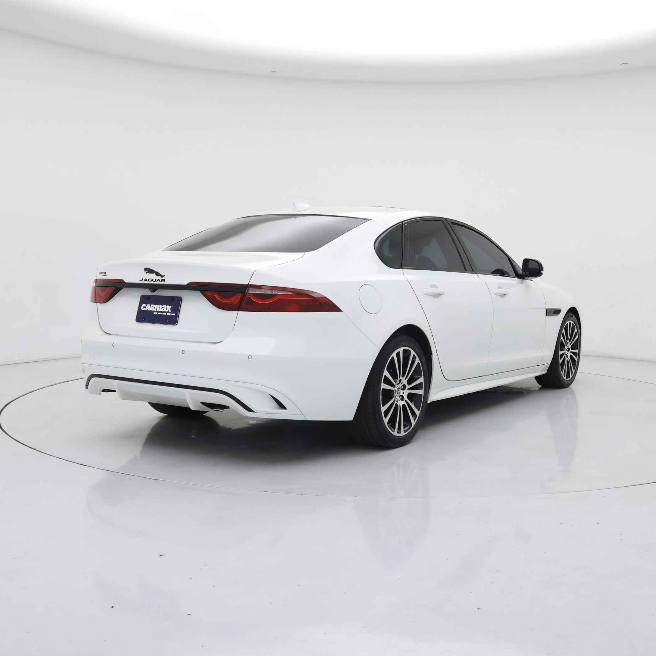Thumbnail: 2024 Jaguar XF - 8