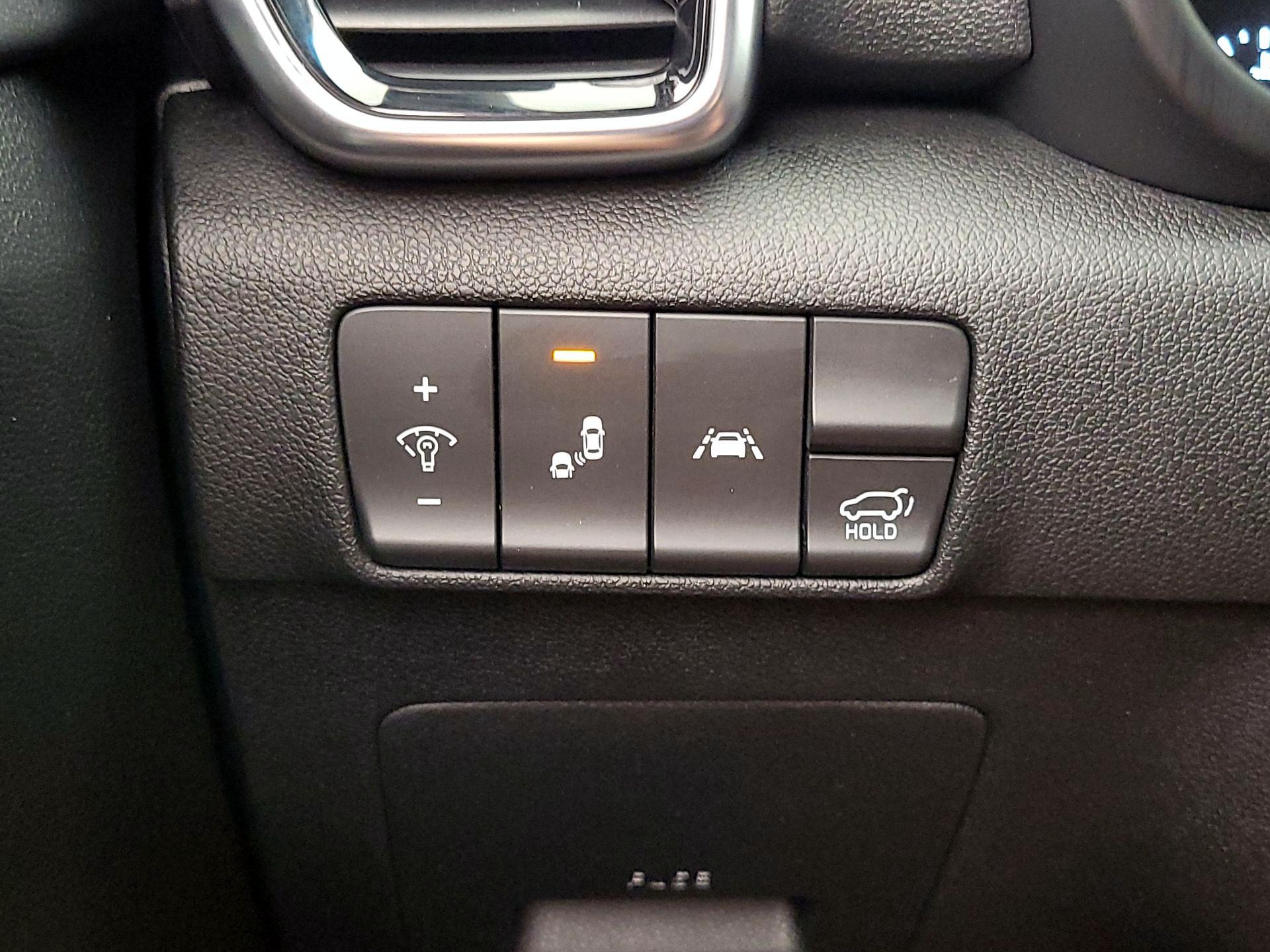 Thumbnail: 2022 Kia Sportage - 13