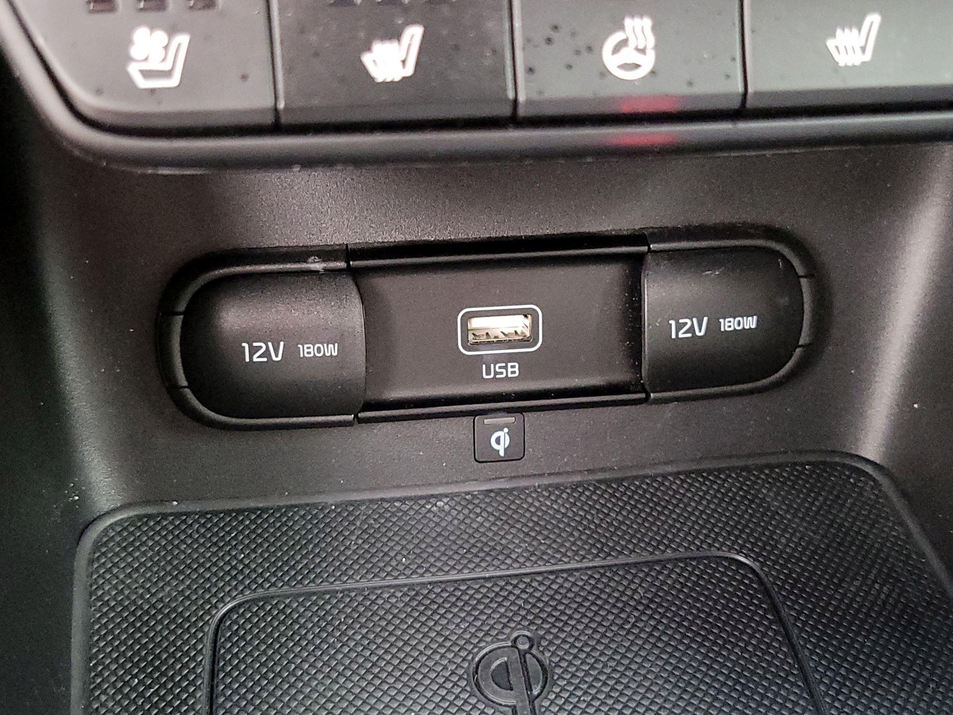 Thumbnail: 2022 Kia Sportage - 19