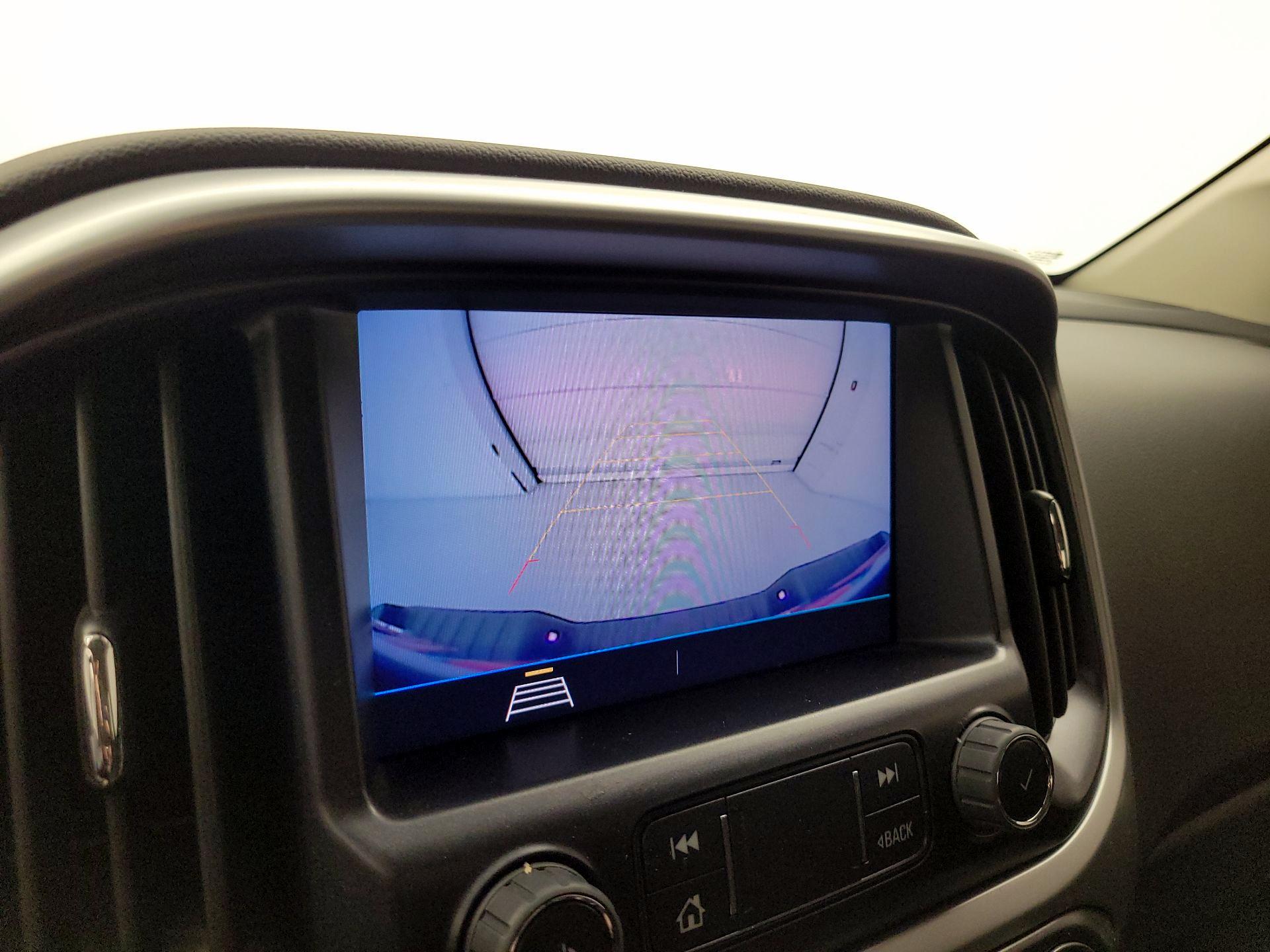 Thumbnail: 2022 Chevrolet Colorado - 14