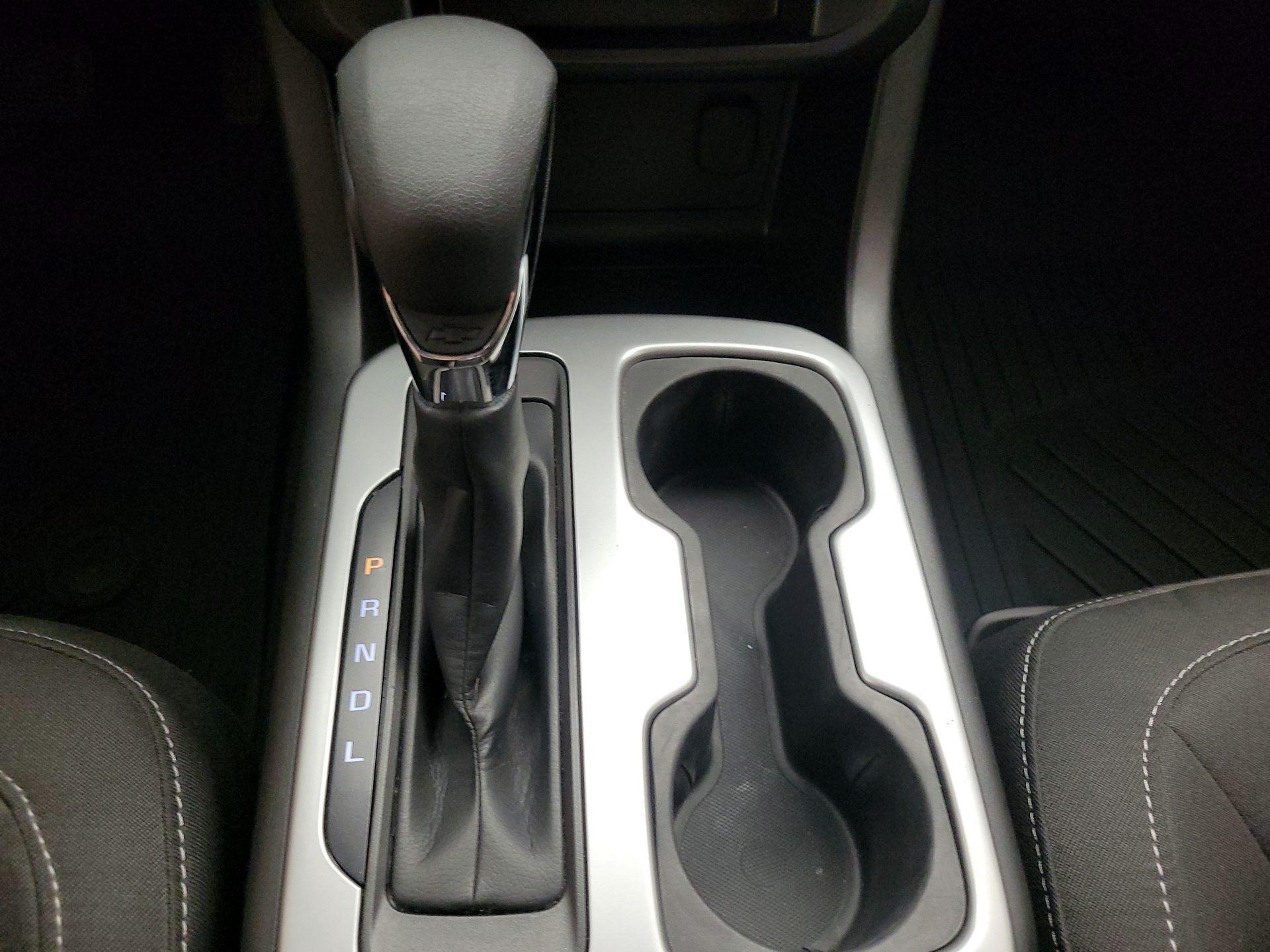 Thumbnail: 2022 Chevrolet Colorado - 17