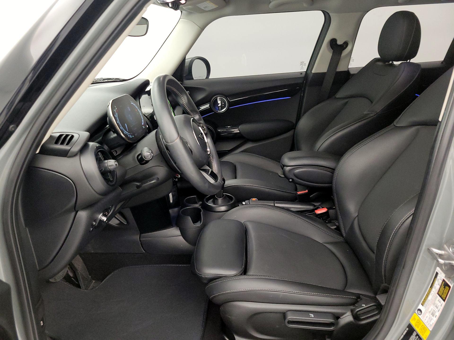 Thumbnail: 2022 MINI Cooper Hardtop - 11