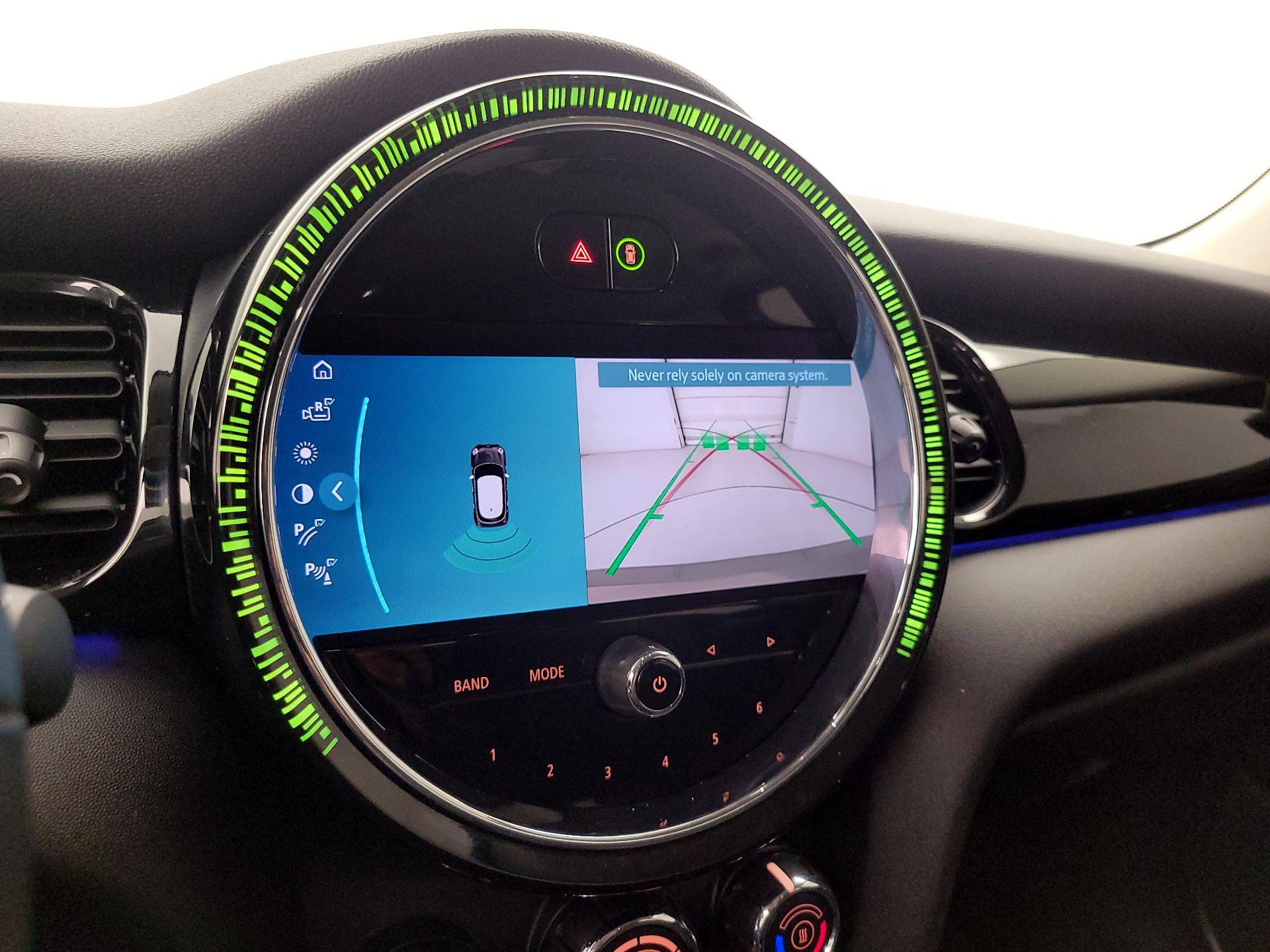 Thumbnail: 2022 MINI Cooper Hardtop - 14