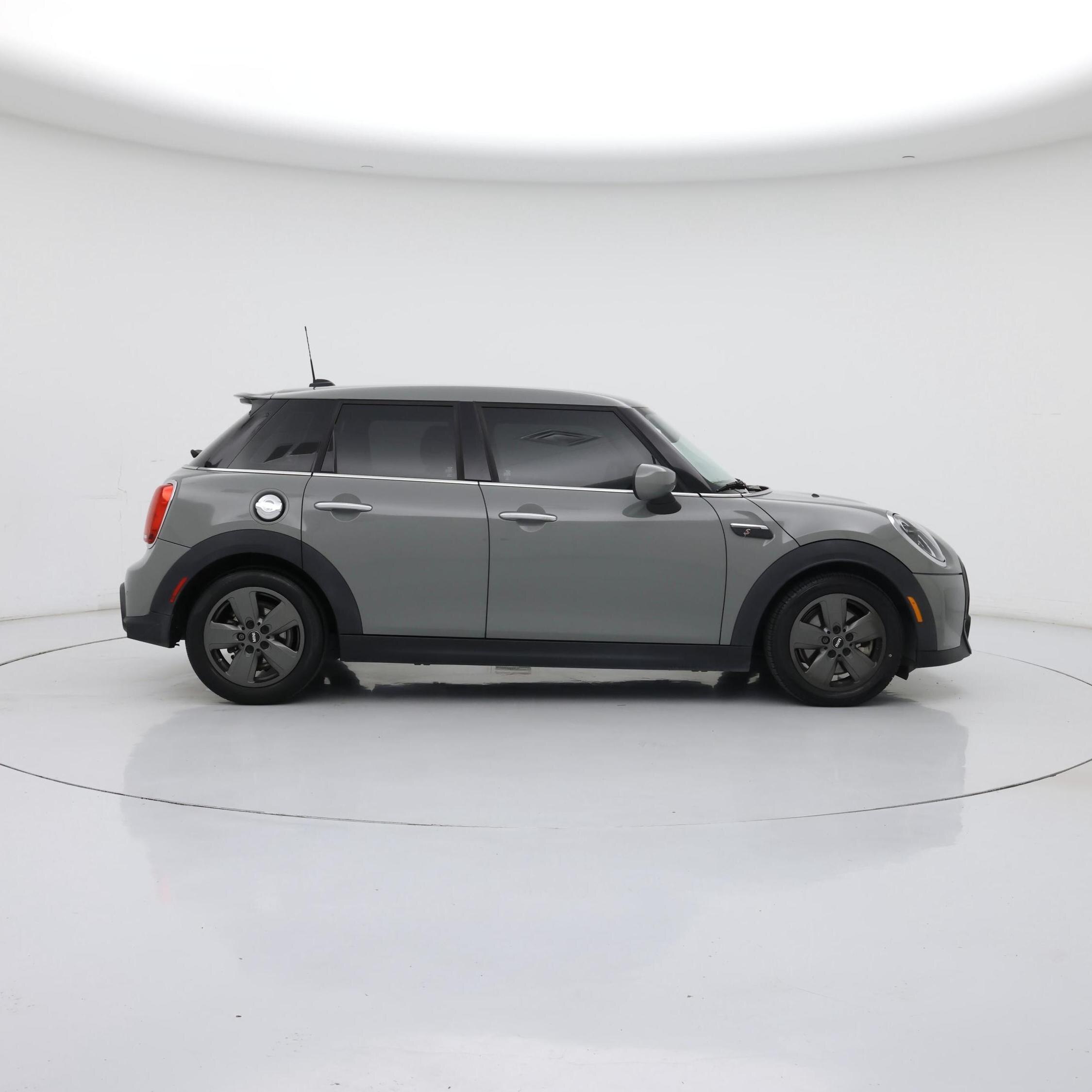 Thumbnail: 2022 MINI Cooper Hardtop - 7