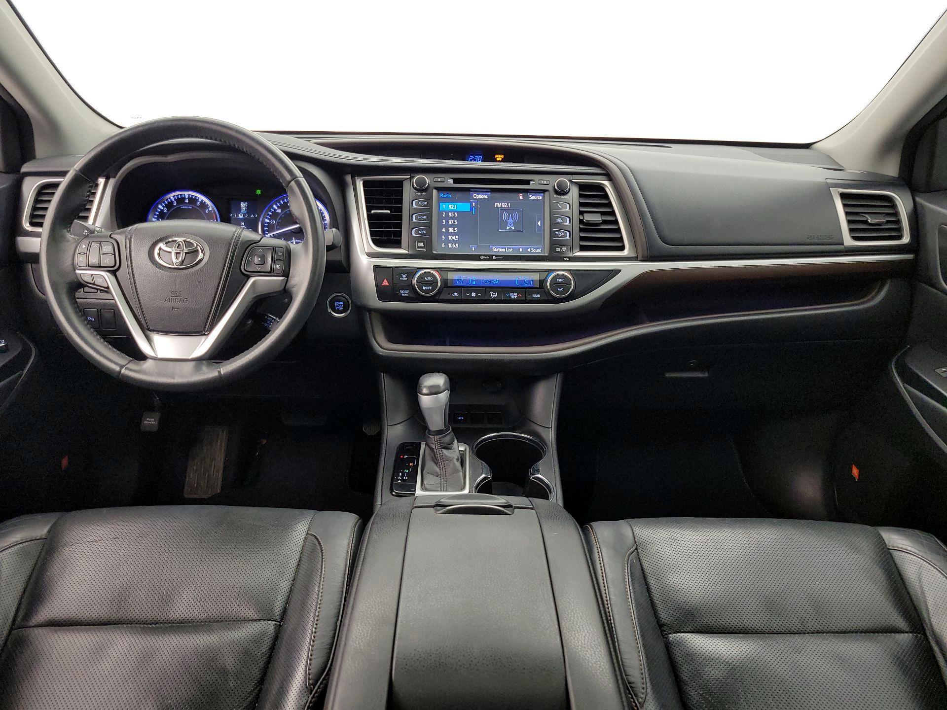 Thumbnail: 2014 Toyota Highlander - 9