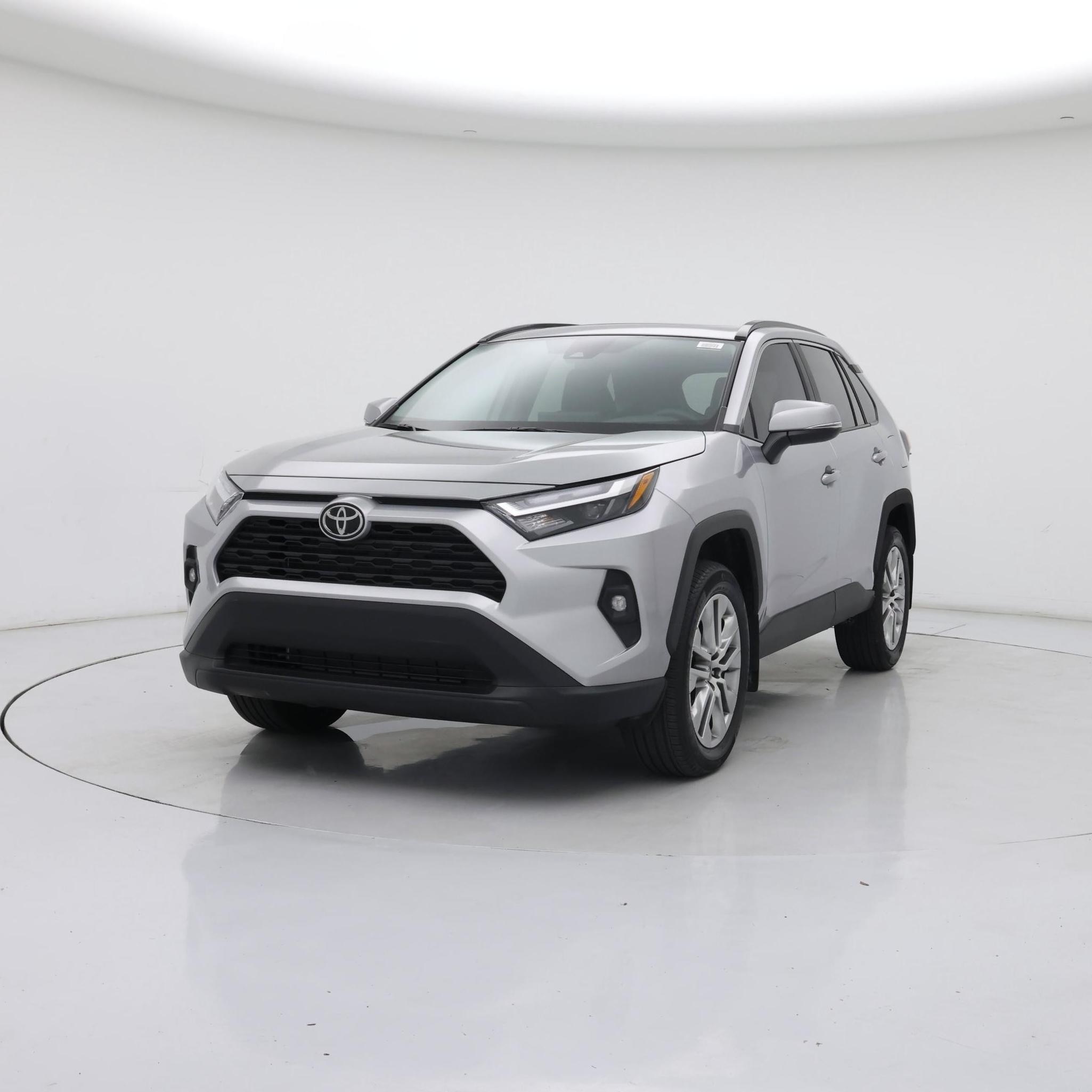 Thumbnail: 2022 Toyota RAV4 - 4