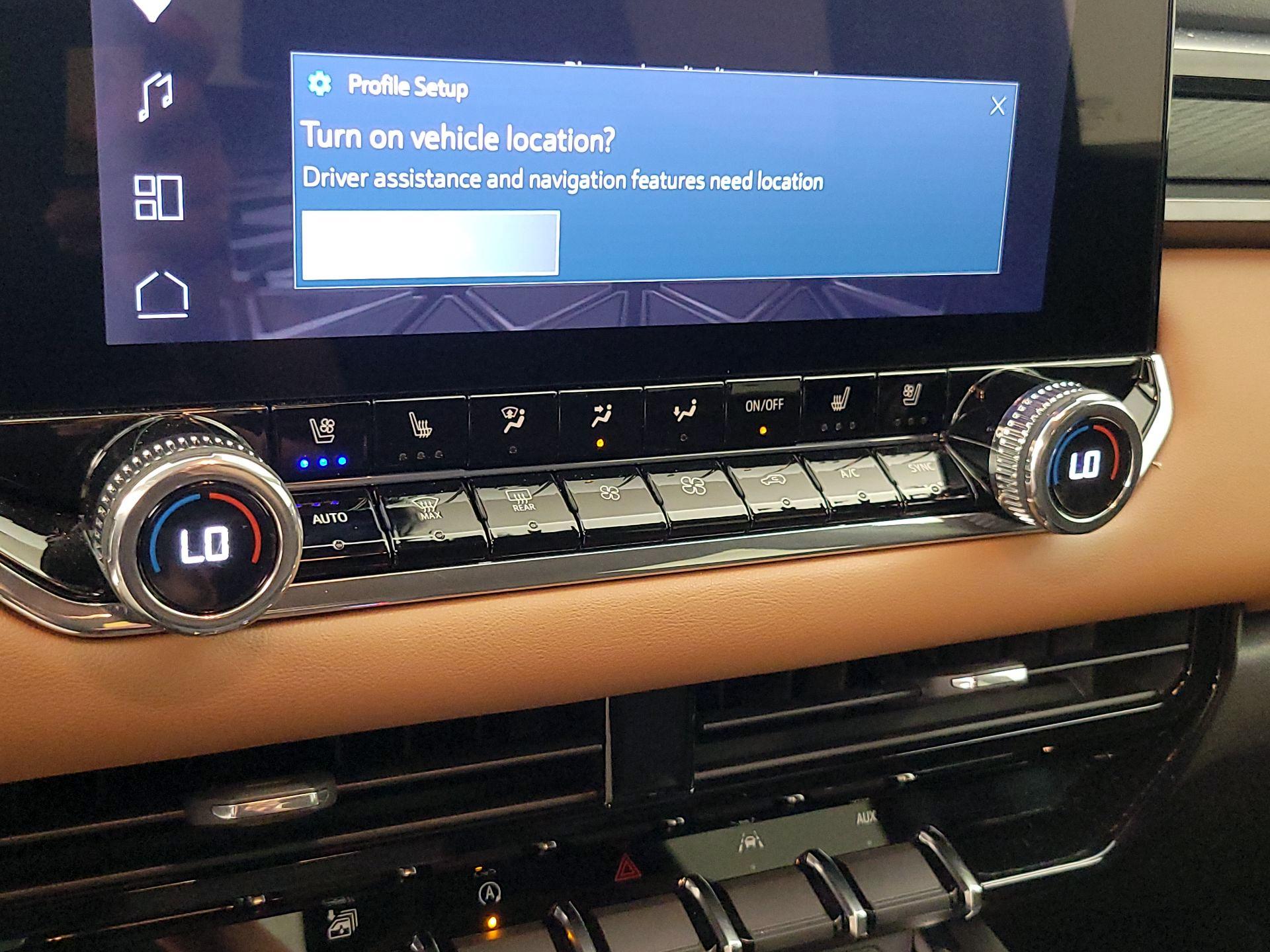 Thumbnail: 2025 GMC Canyon - 17