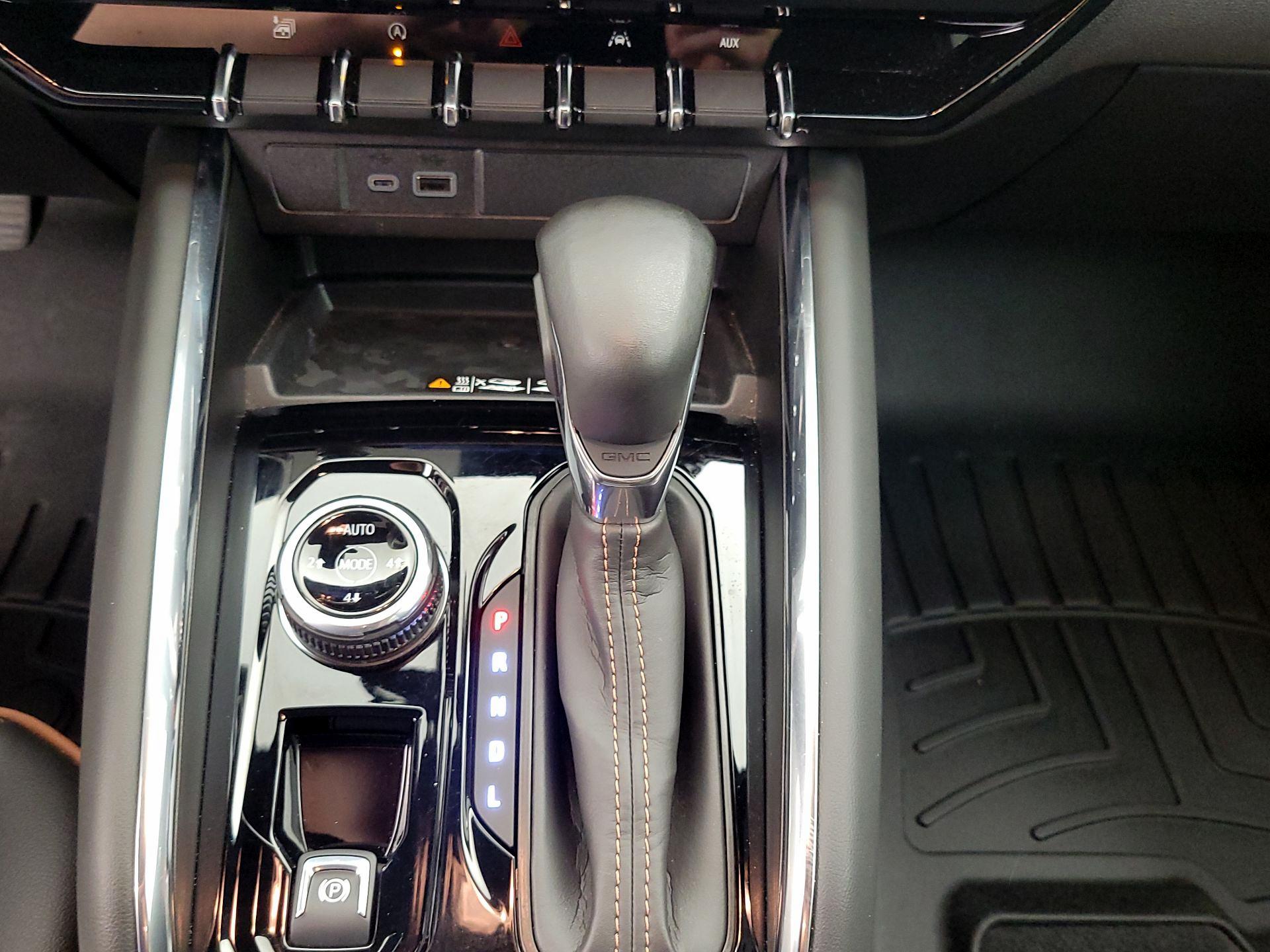 Thumbnail: 2025 GMC Canyon - 18