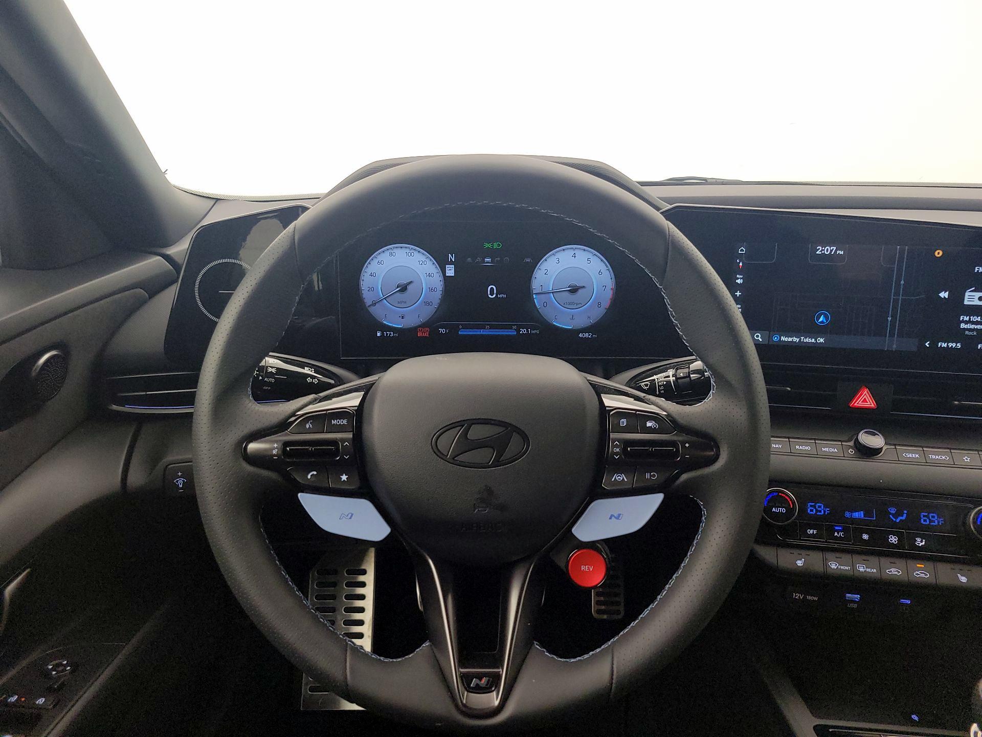 Thumbnail: 2025 Hyundai Elantra - 10