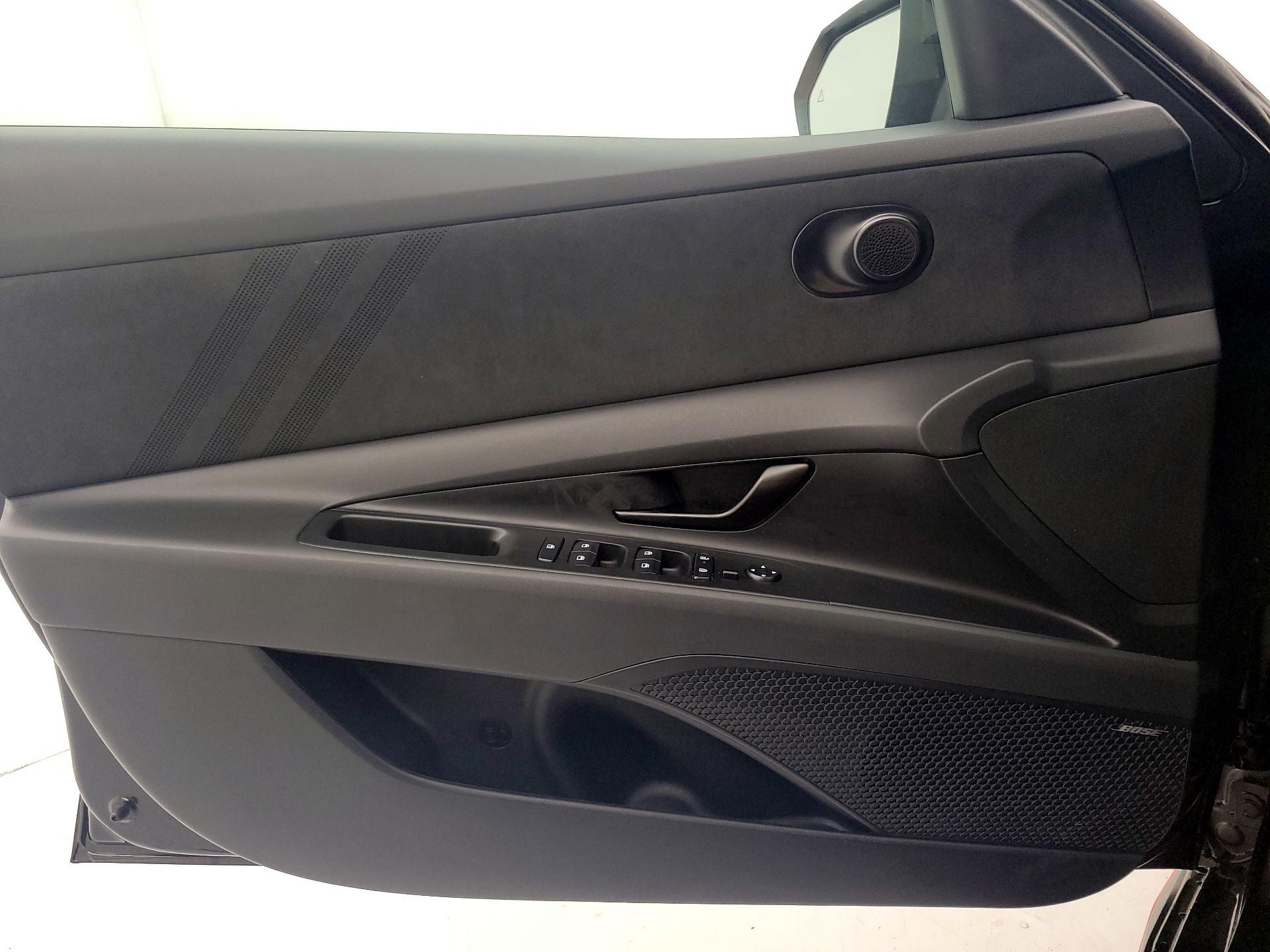 Thumbnail: 2025 Hyundai Elantra - 12