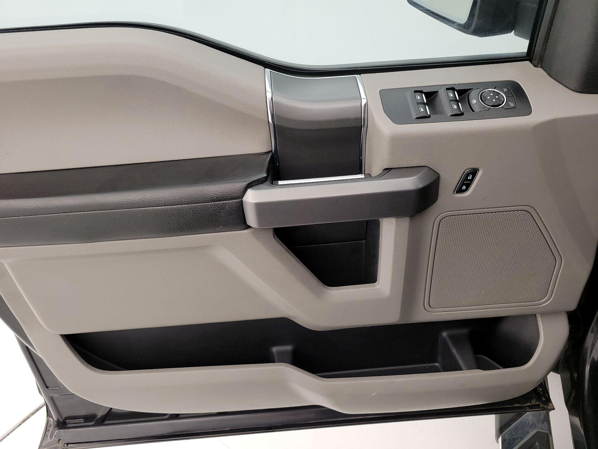 Thumbnail: 2017 Ford F-150 - 12