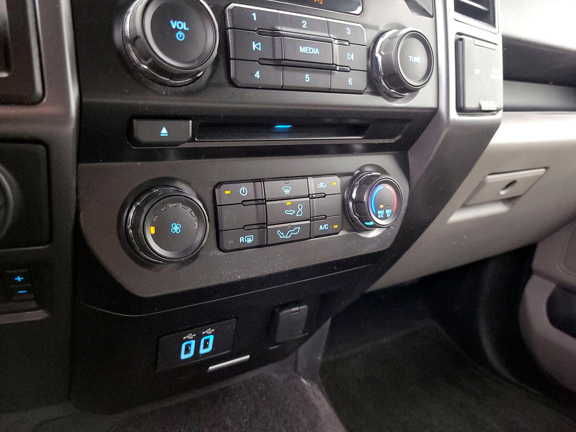 Thumbnail: 2017 Ford F-150 - 17