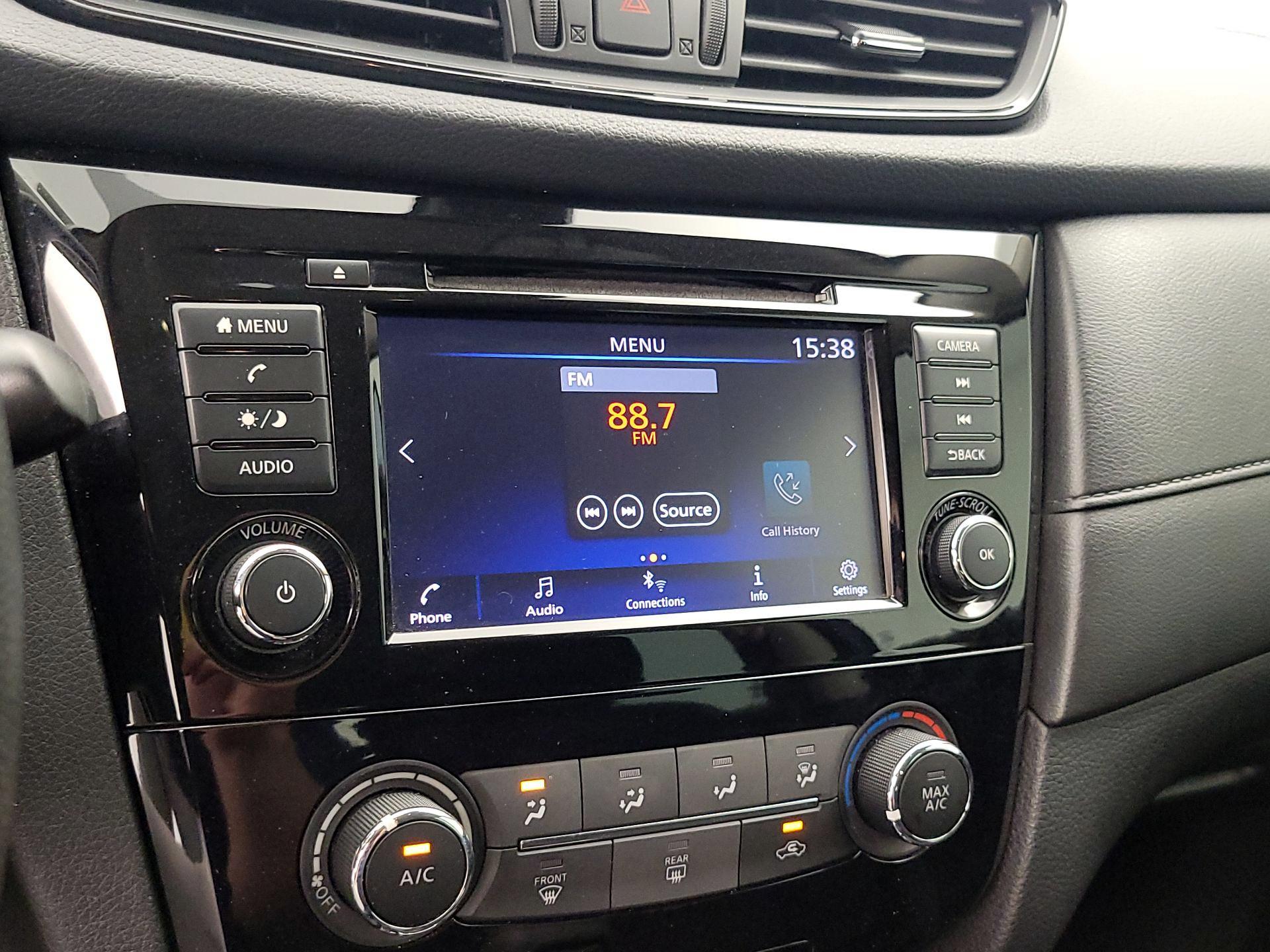 Thumbnail: 2019 Nissan Rogue - 15